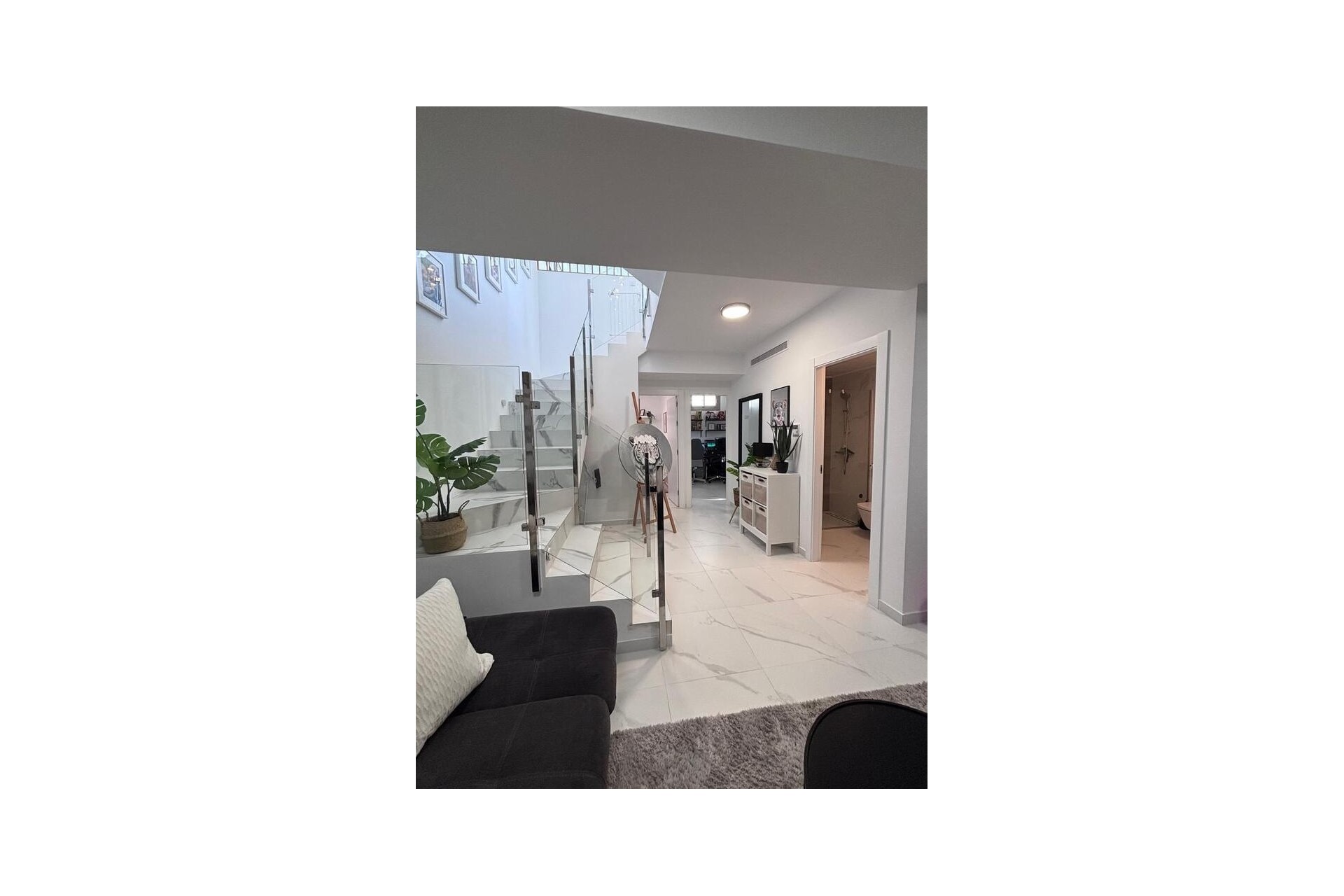 Sale - Detached Villa -
Villamartín - Costa Blanca