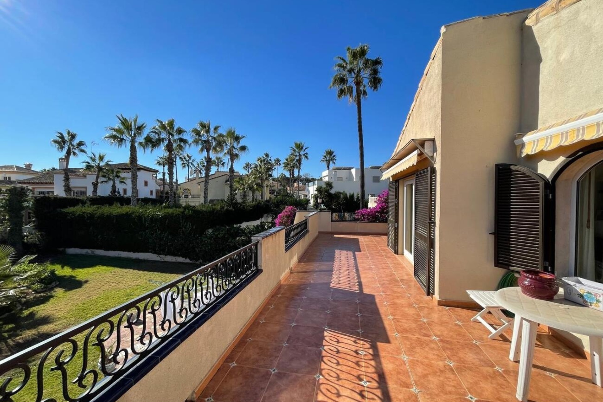 Sale - Detached Villa -
Villamartín - Costa Blanca