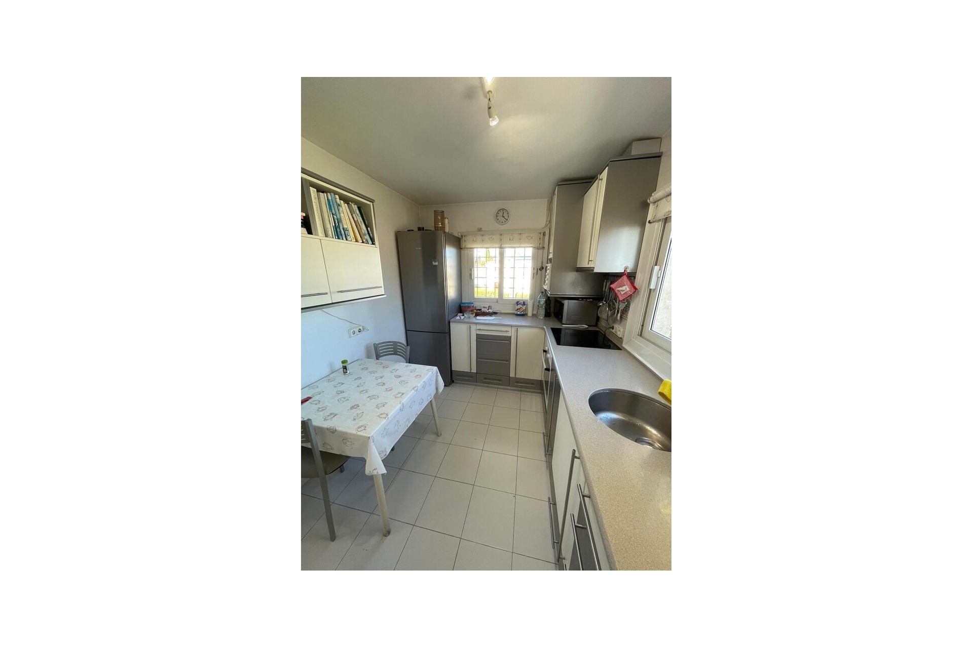 Sale - Detached Villa -
Villamartín - Costa Blanca