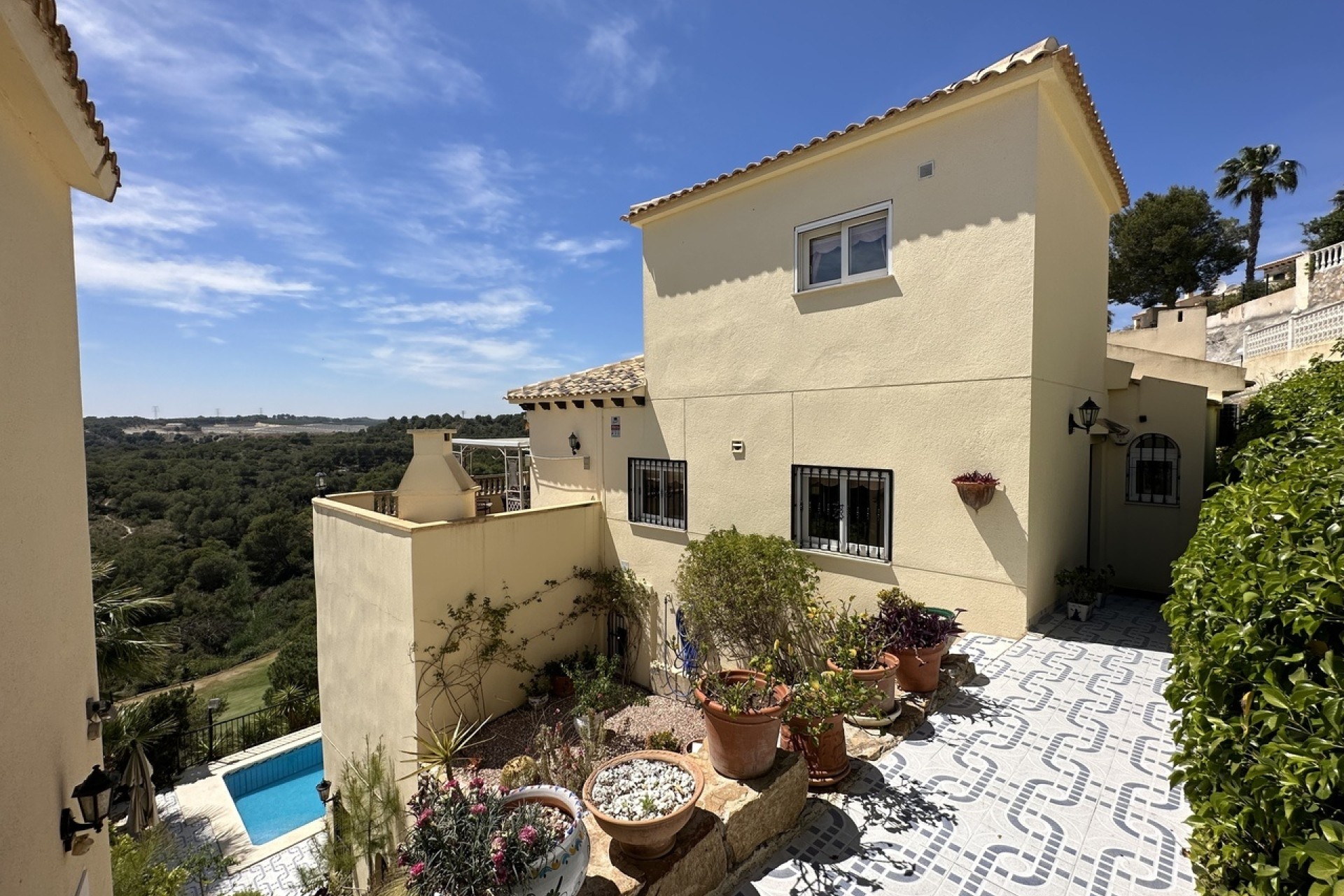 Sale - Detached Villa -
Villamartín - Costa Blanca
