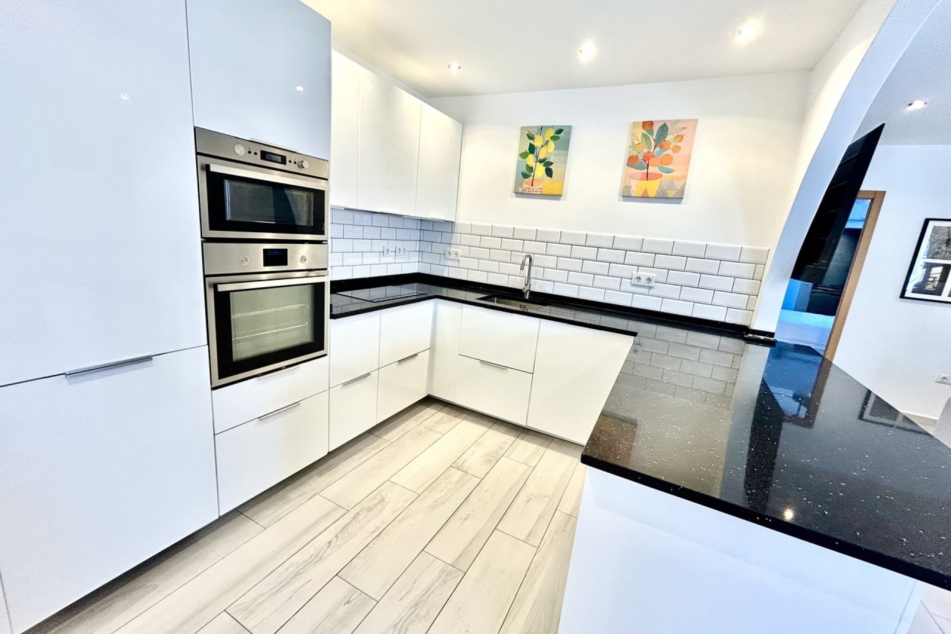 Sale - Detached Villa -
Villamartín - Costa Blanca