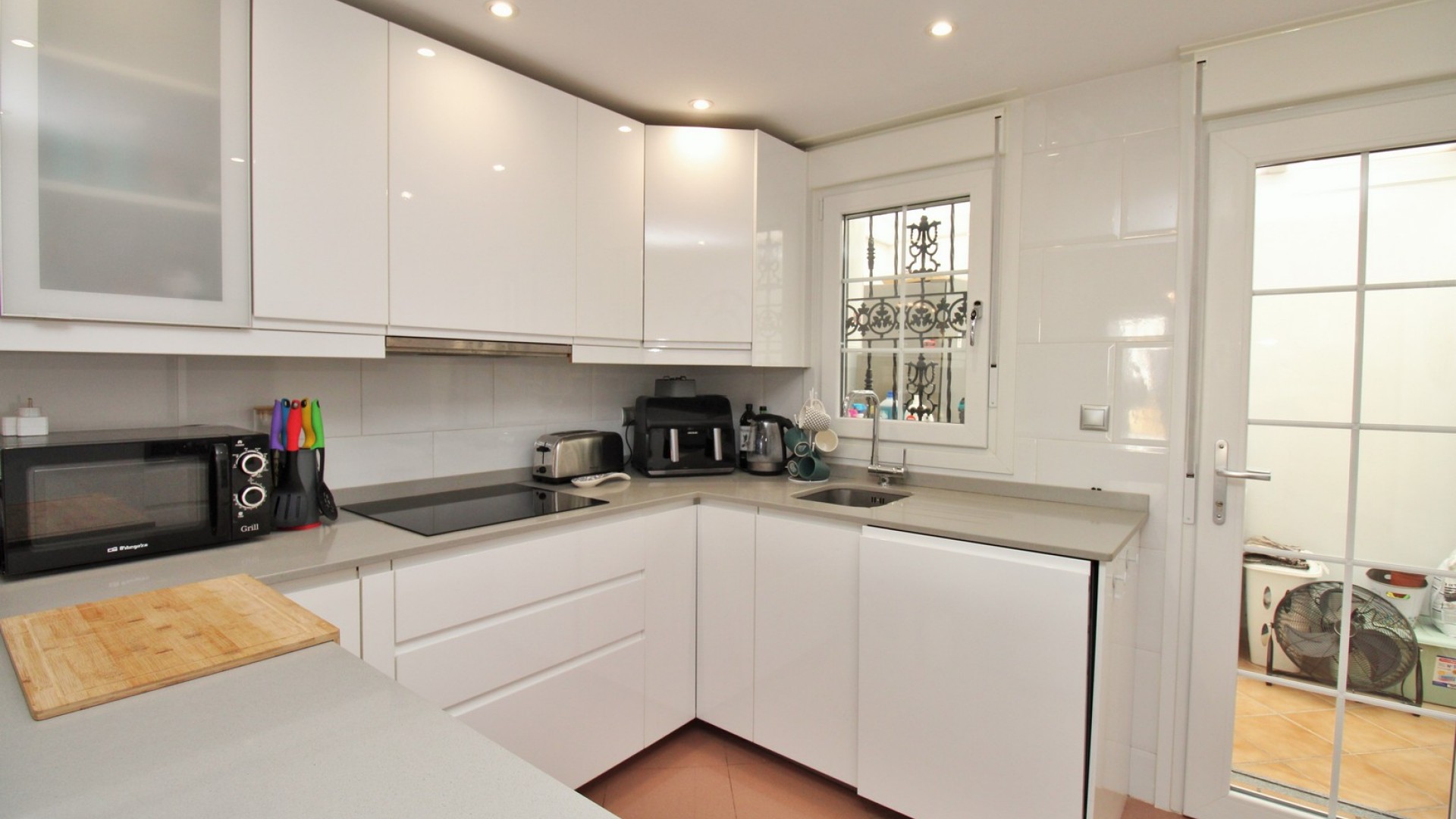 Sale - Detached Villa -
Villamartín - LOS DOLSES