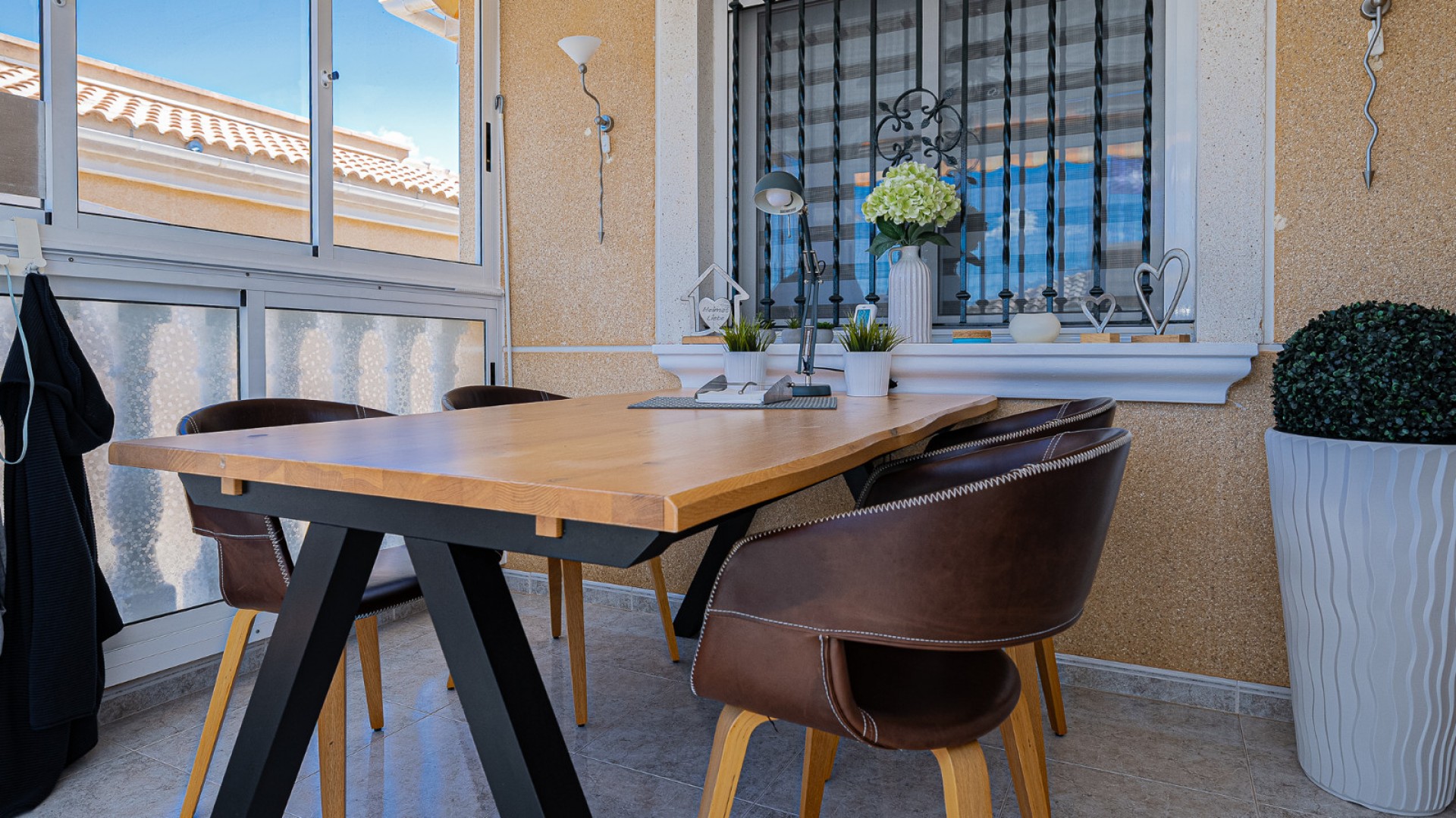 Sale - Detached Villa -
Villamartín - Montegolf