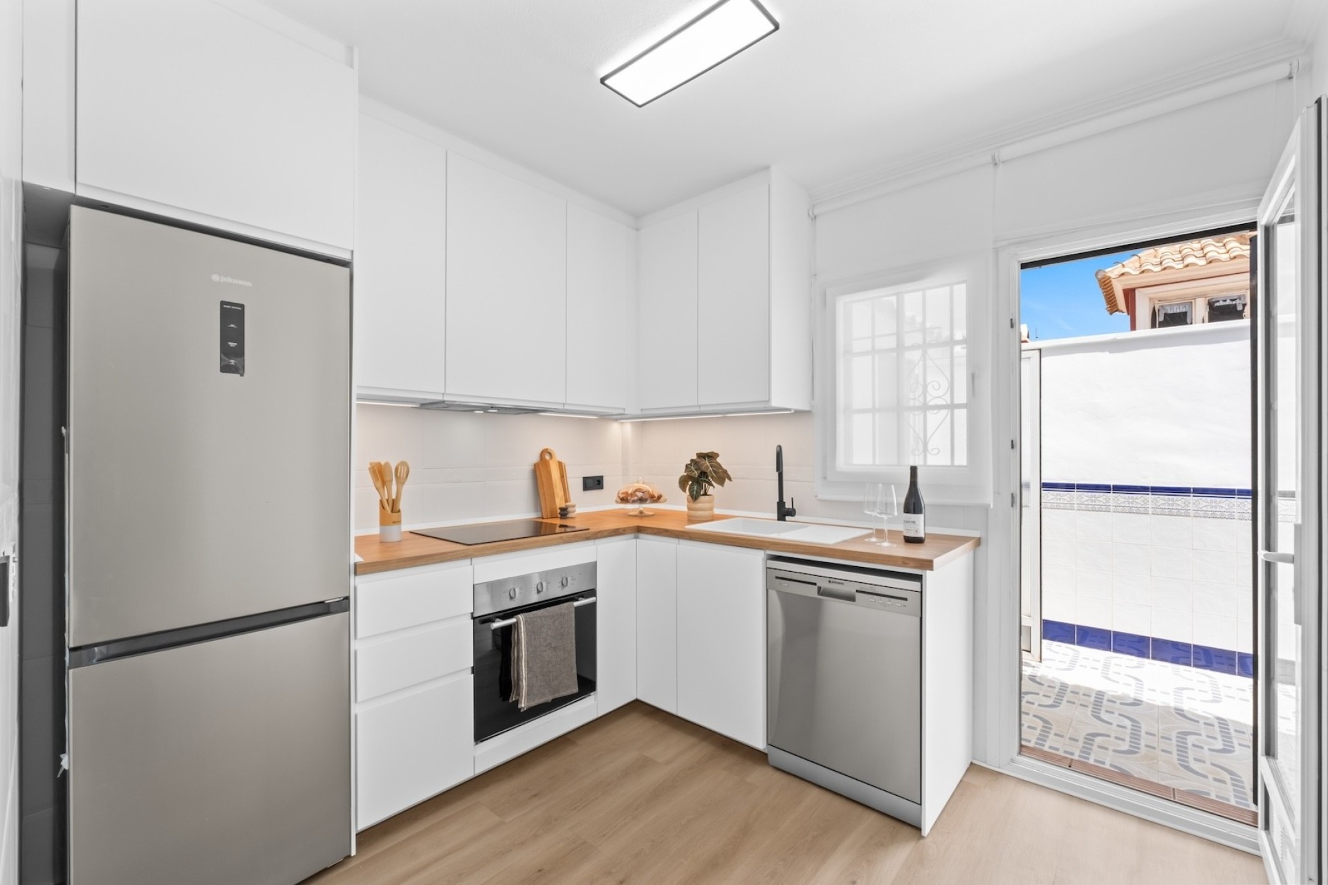 Sale - Detached Villa -
Villamartín - PAU 26