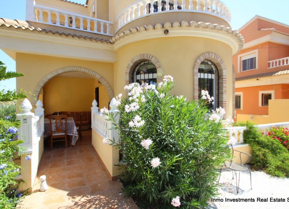 Sale - Detached Villa -
Villamartín - Villacosta