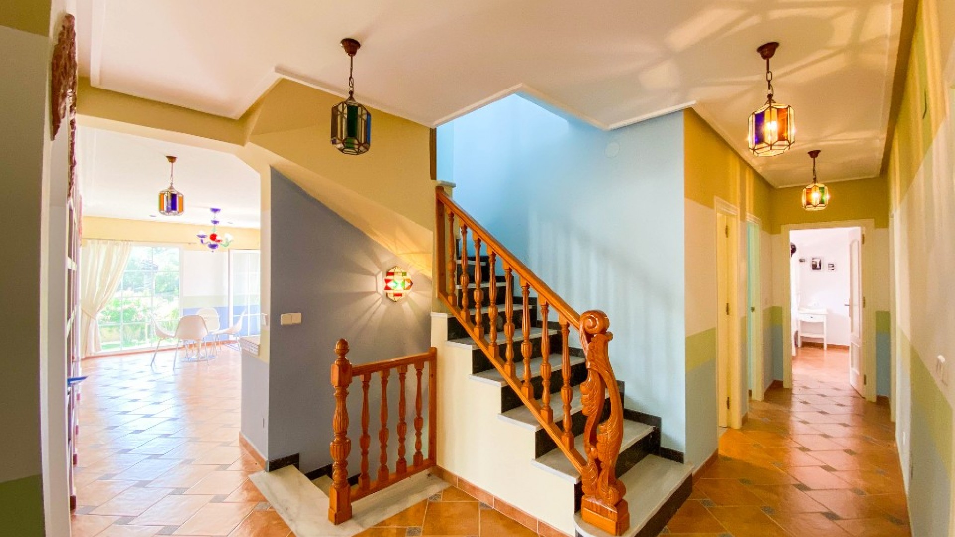 Sale - Detached Villa -
Villamartín - Villamartin