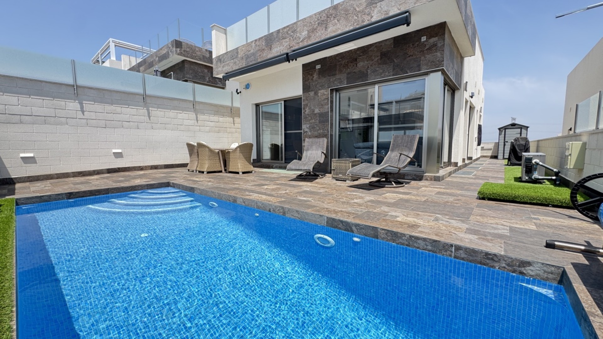 Sale - Detached Villa -
Villamartín