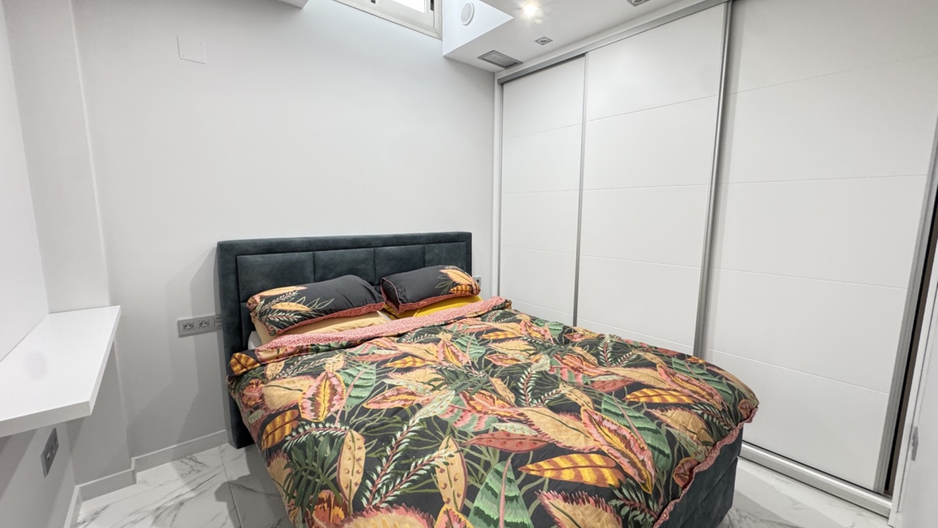 Sale - Detached Villa -
Villamartín