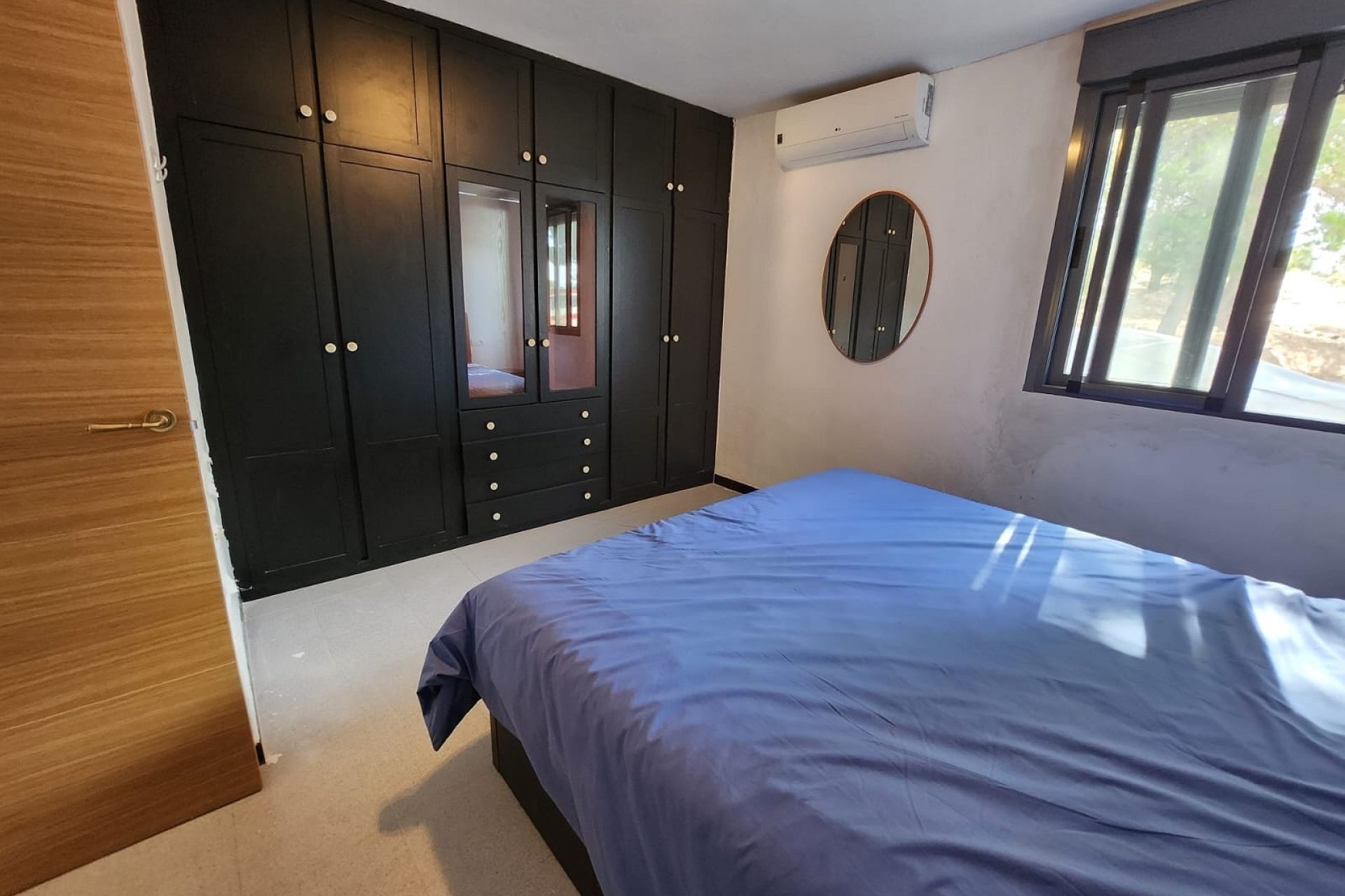 Sale - Detached Villa -
Villena