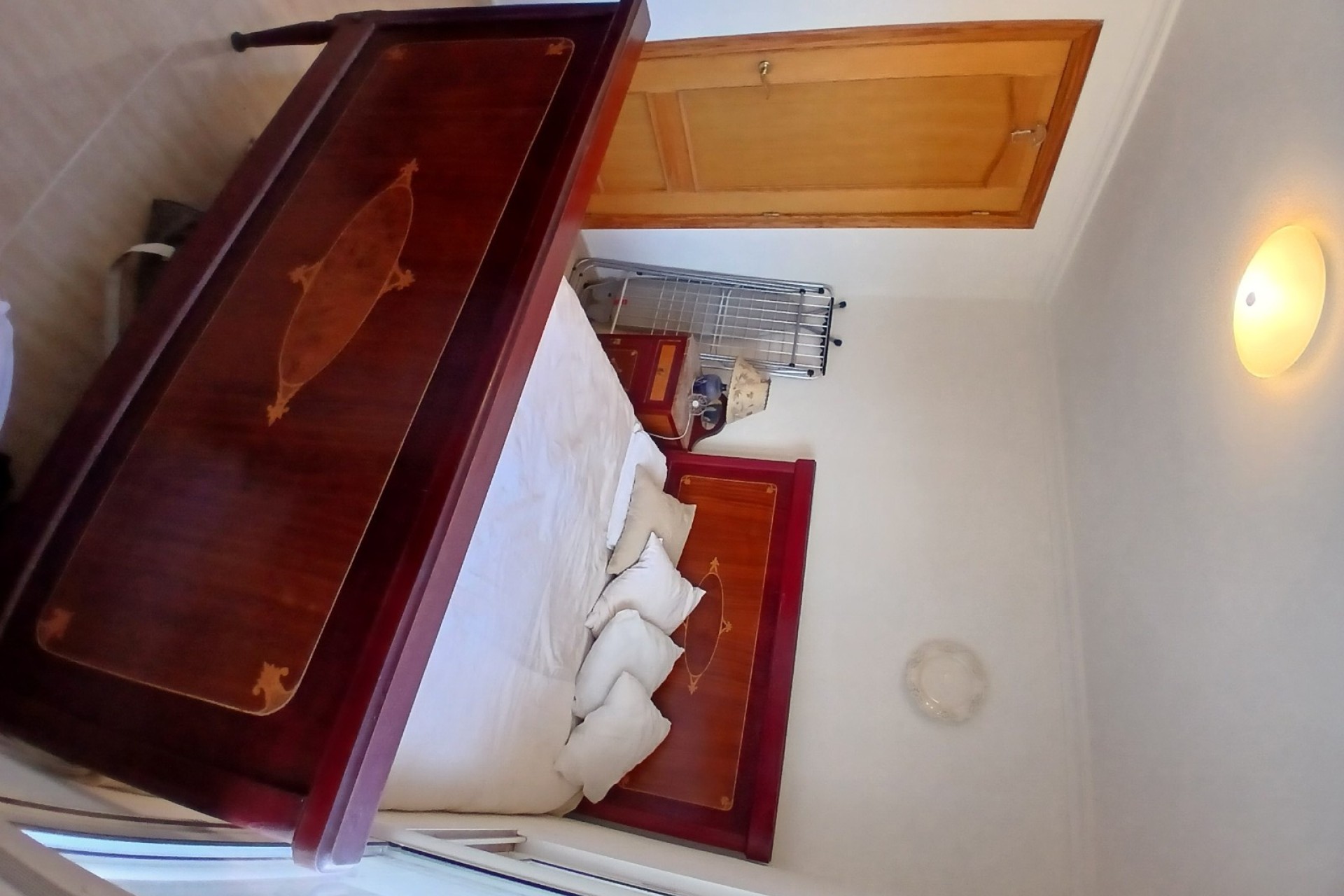 Sale - Equestrian property -
Monóvar