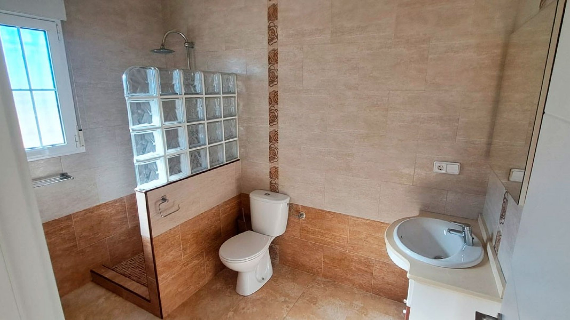 Sale - Finca Country Property -
Catral - Catral - Country