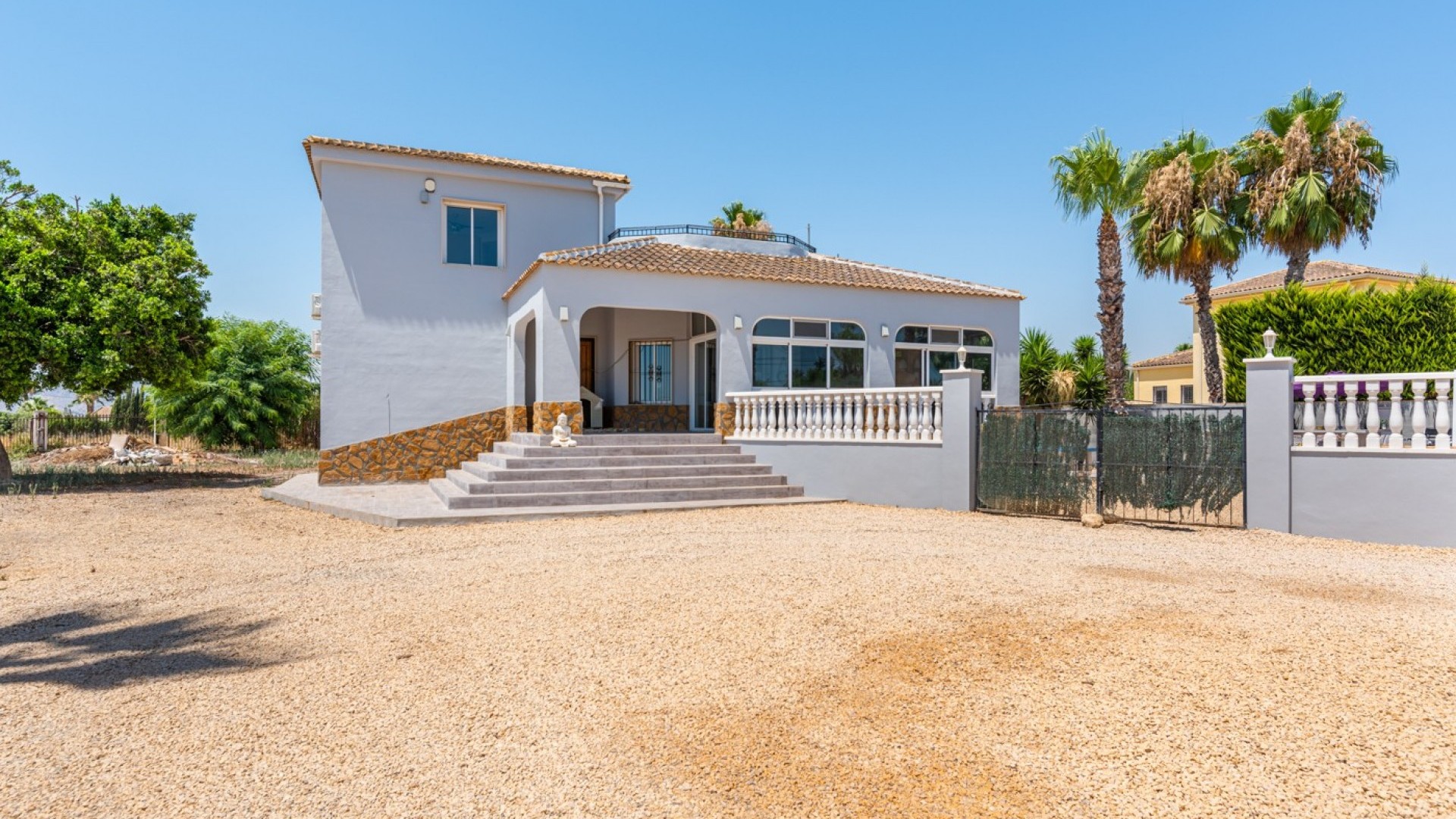 Sale - Finca Country Property -
Catral