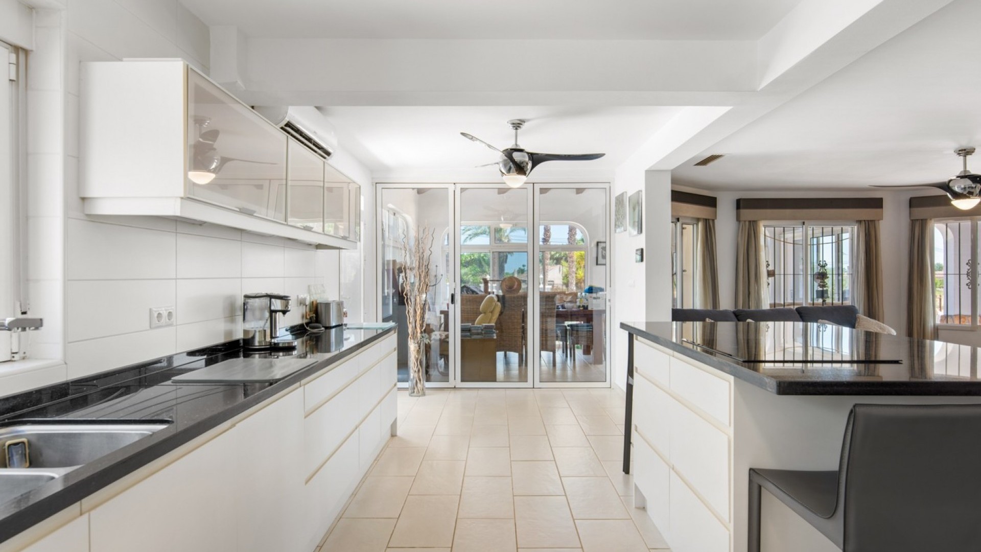 Sale - Finca Country Property -
Catral