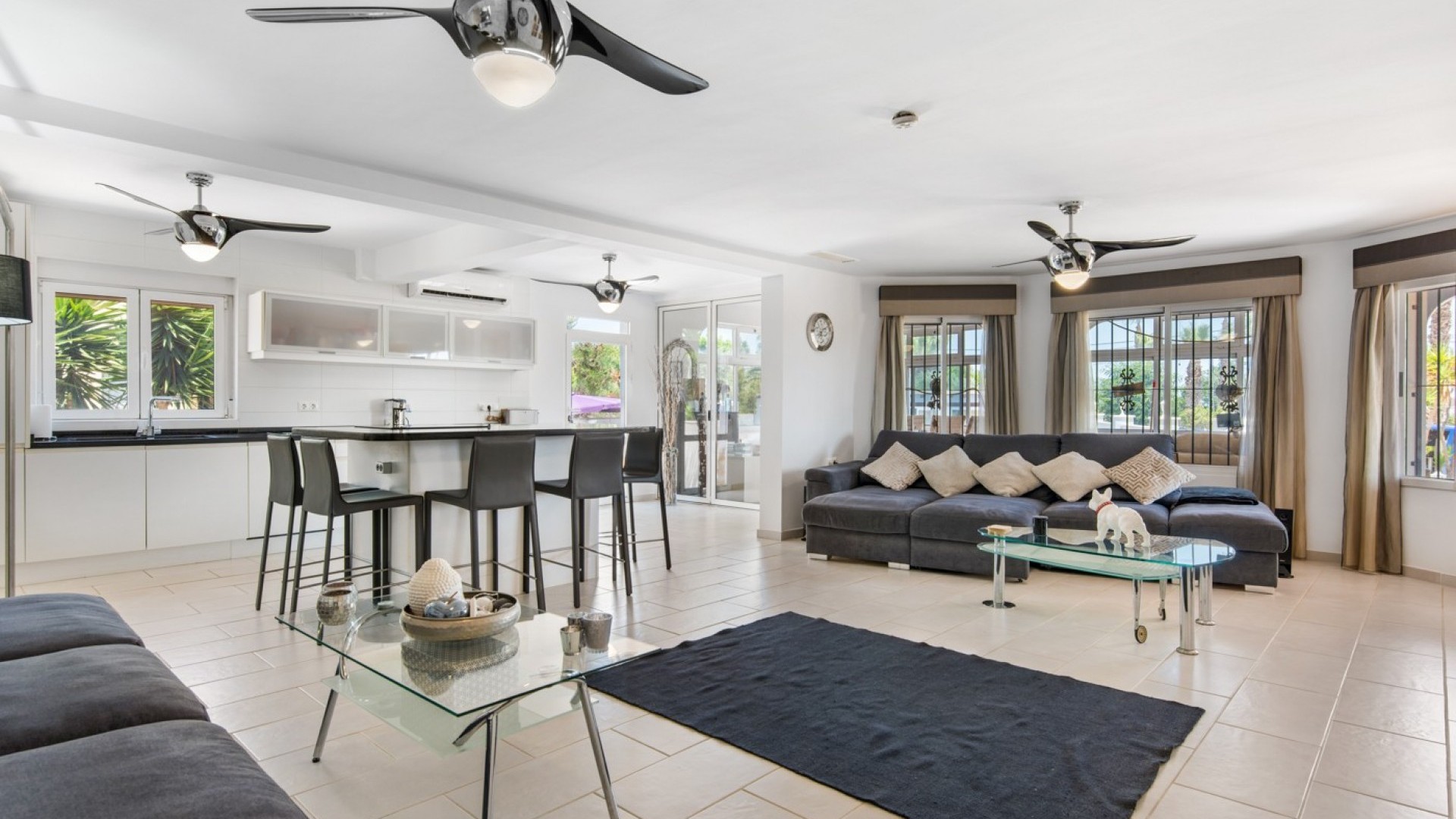 Sale - Finca Country Property -
Catral