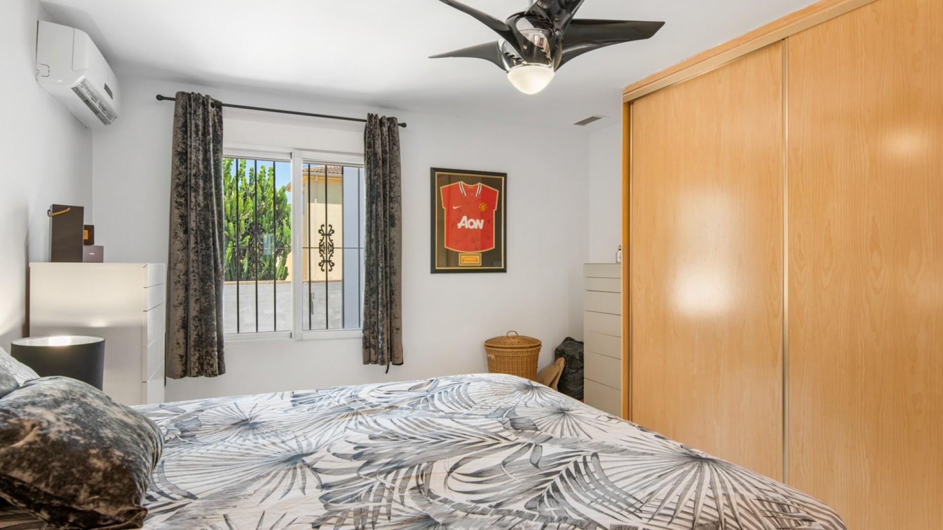 Sale - Finca Country Property -
Catral