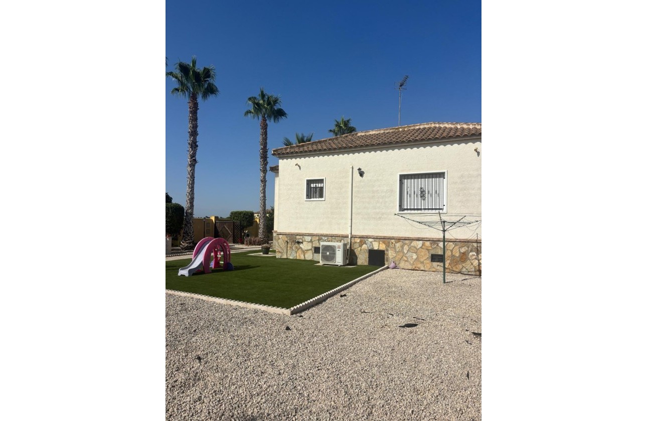 Sale - Finca Country Property -
Catral