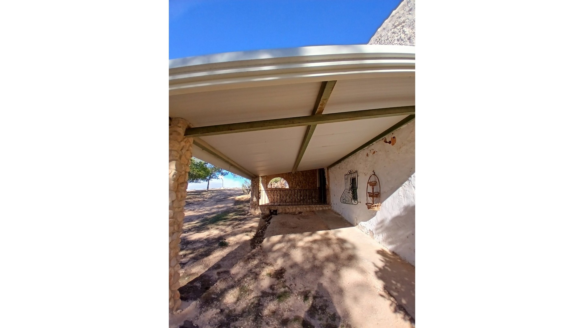 Sale - Finca Country Property -
Caudete