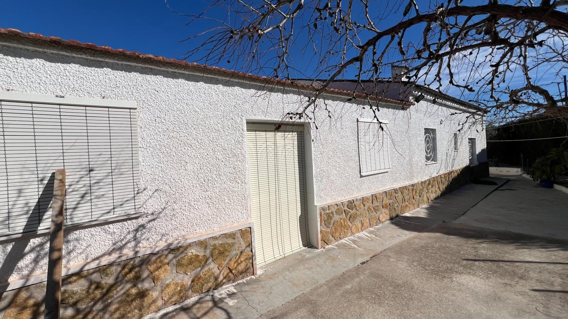 Sale - Finca Country Property -
Dolores