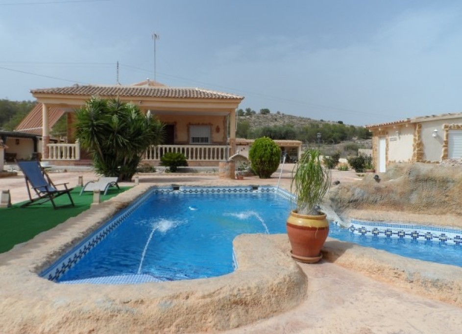 Sale - Finca Country Property -
Elche