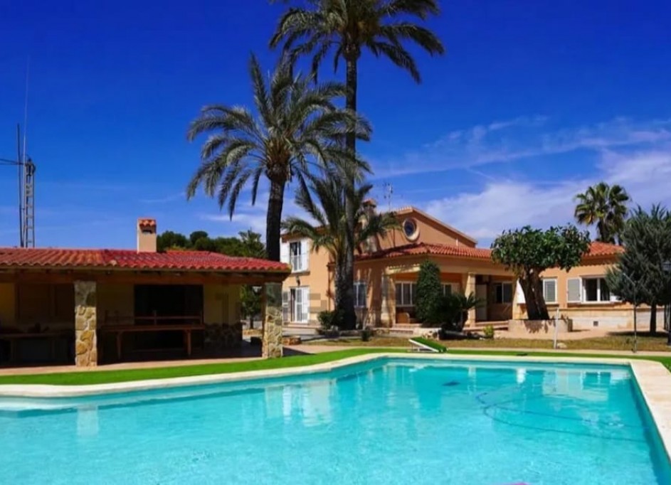 Sale - Finca Country Property -
Elche