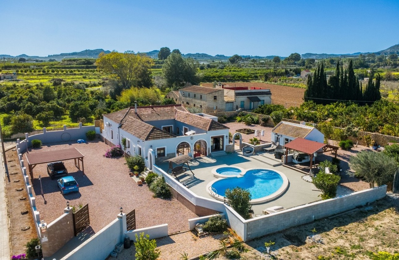 Sale - Finca Country Property -
Jacarilla