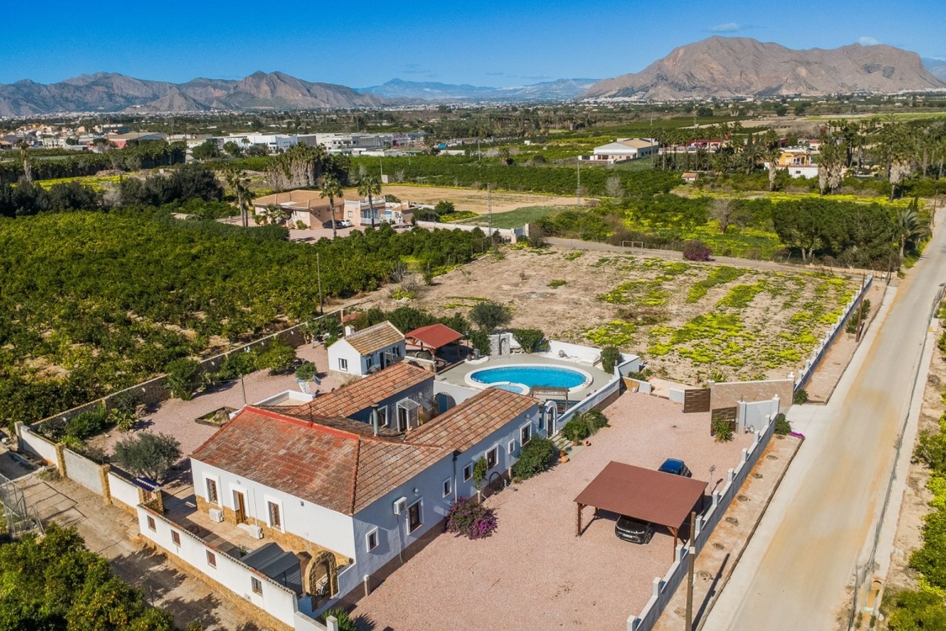 Sale - Finca Country Property -
Jacarilla