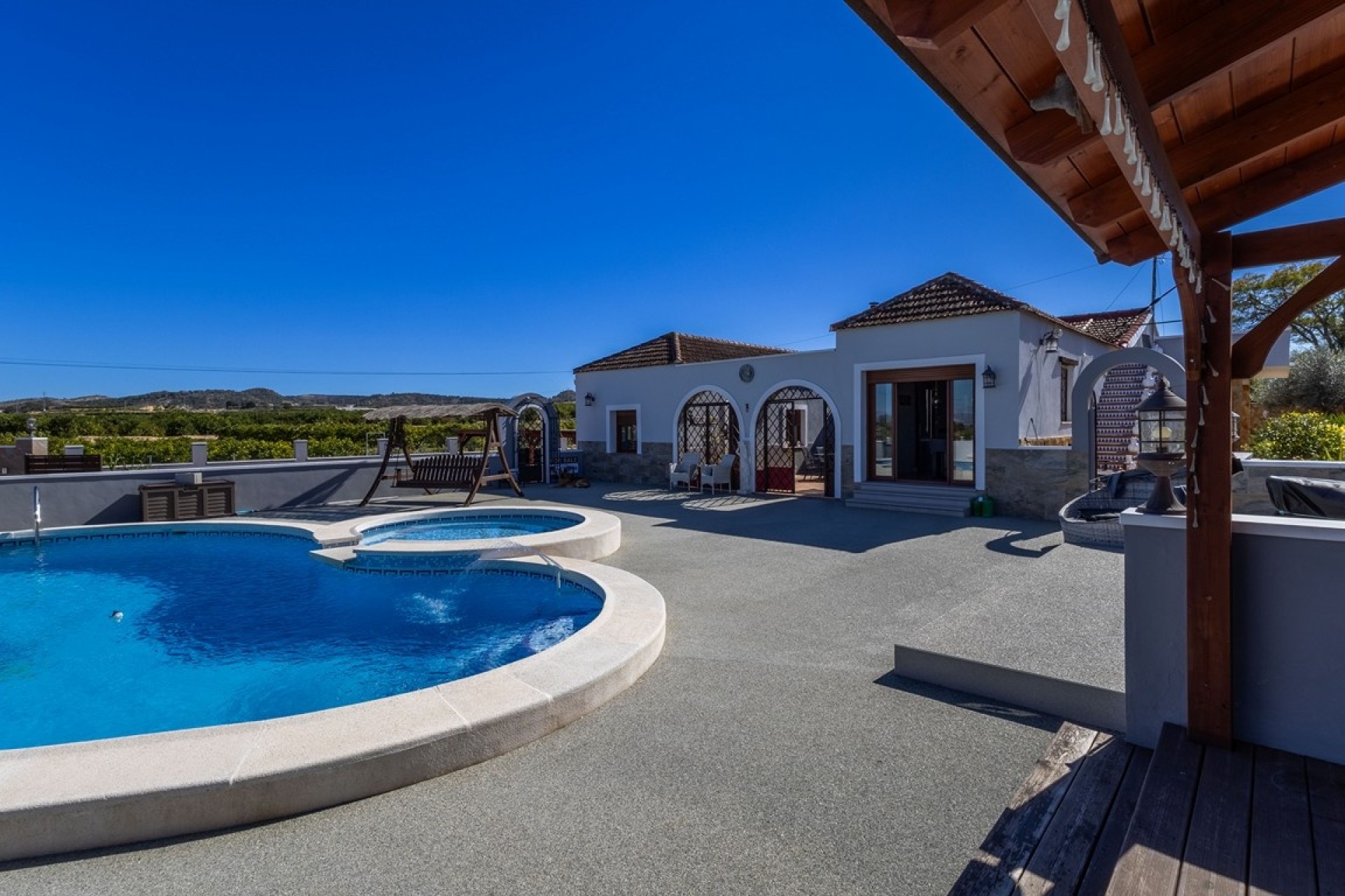 Sale - Finca Country Property -
Jacarilla
