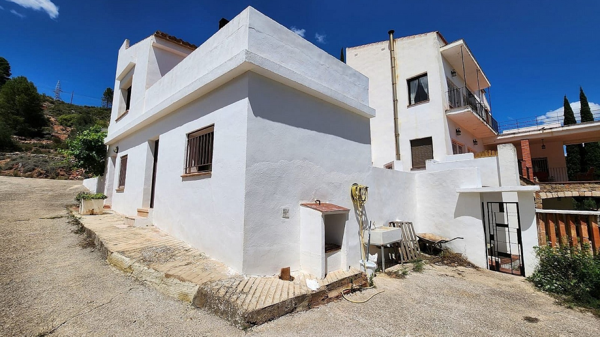 Sale - Finca Country Property -
Jalance