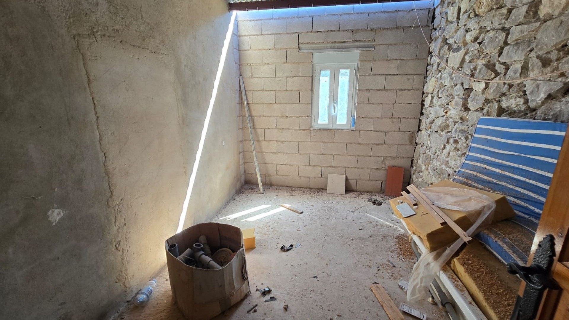 Sale - Finca Country Property -
La Zarza