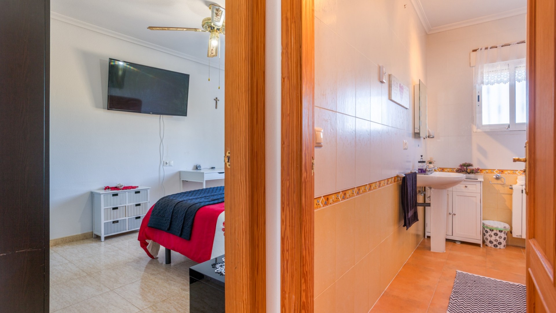 Sale - Finca Country Property -
La Zarza