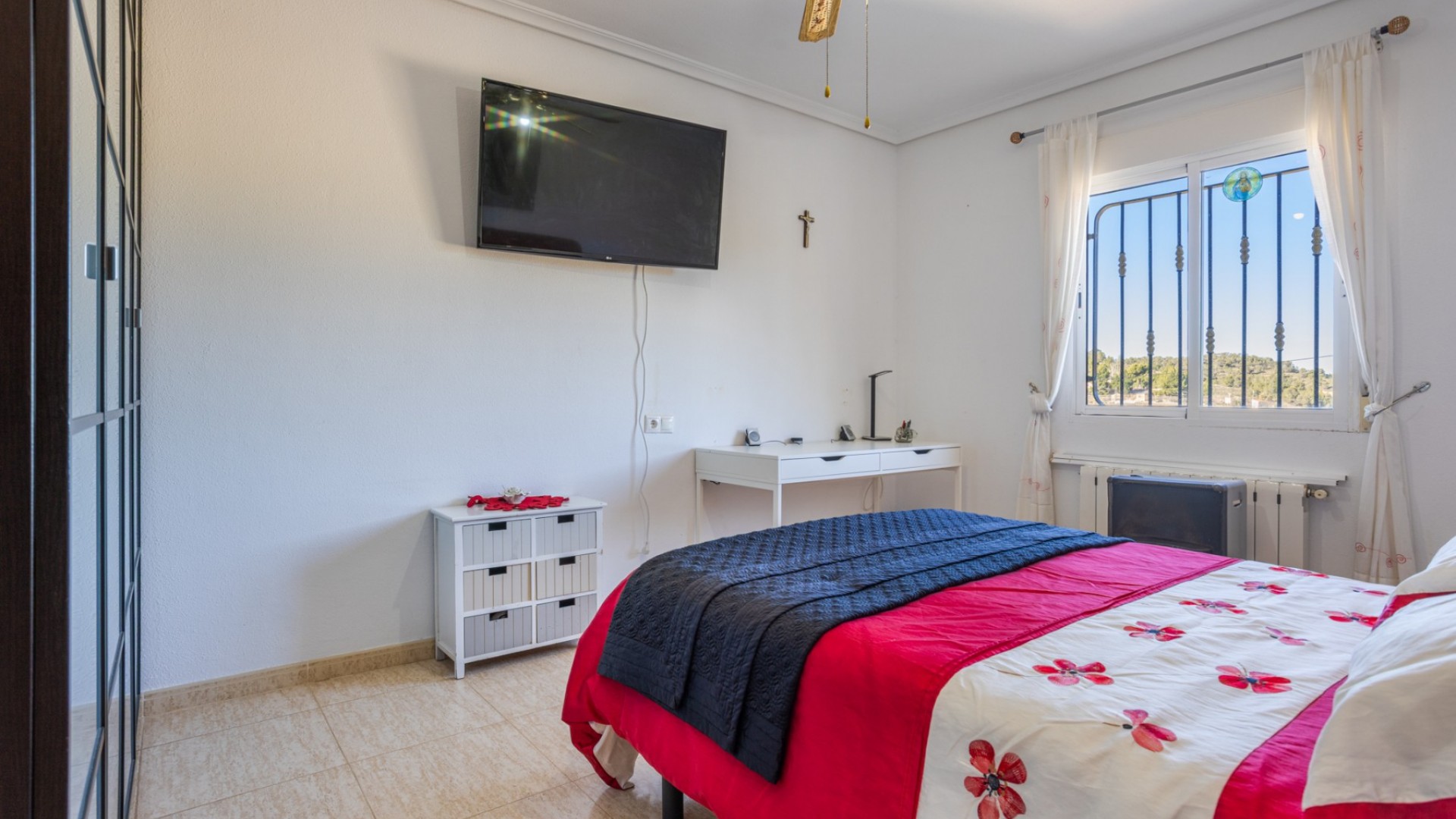 Sale - Finca Country Property -
La Zarza