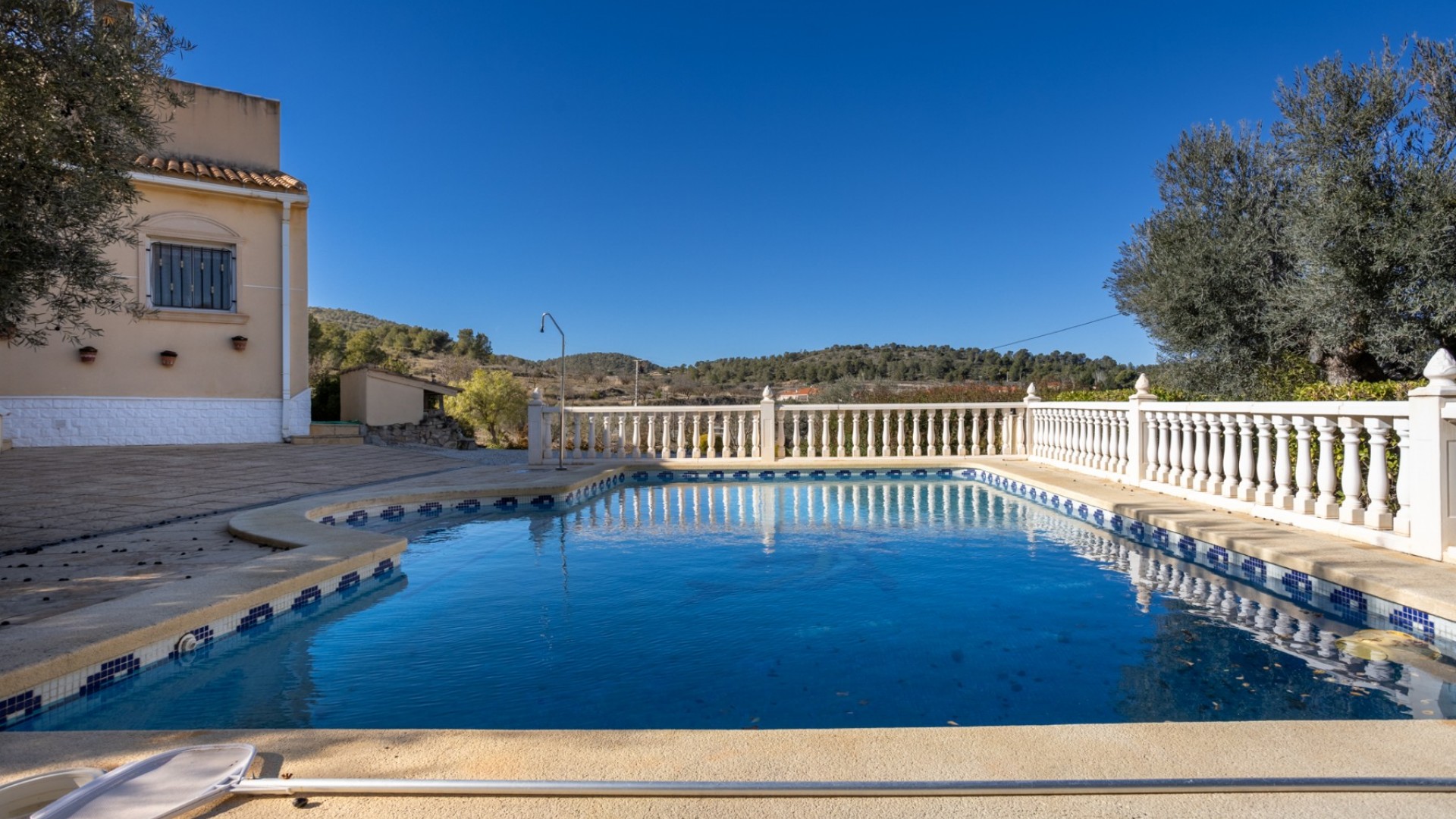 Sale - Finca Country Property -
La Zarza