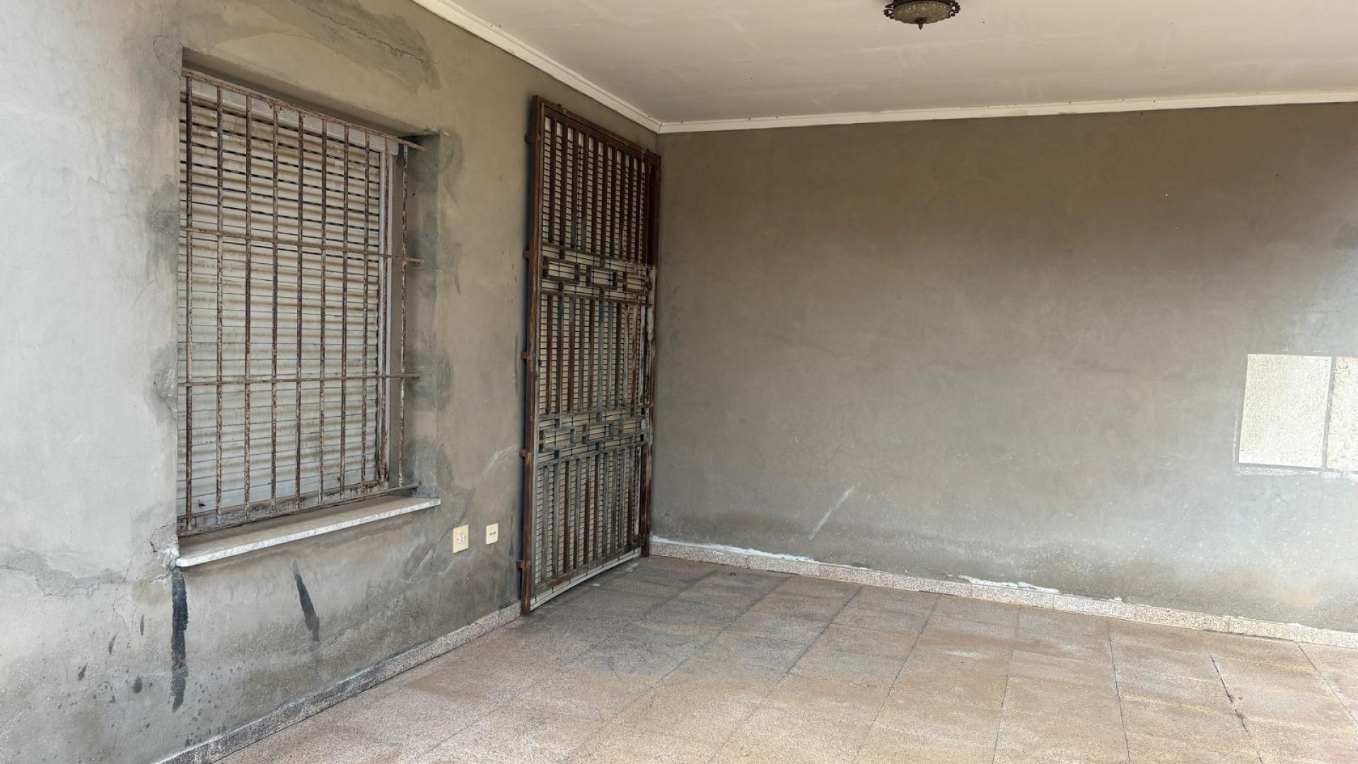 Sale - Finca Country Property -
Monóvar