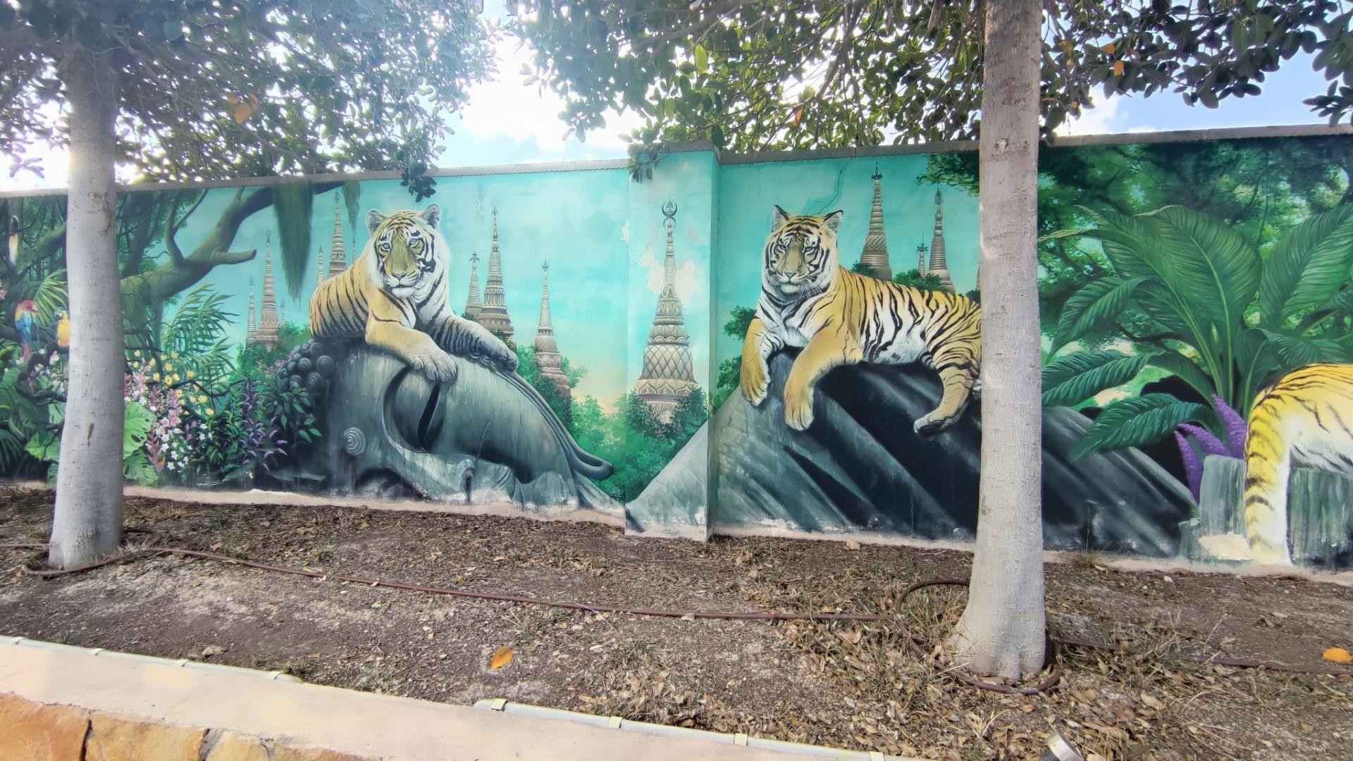 Sale - Finca Country Property -
Mutxamel - MUTXAMIEL