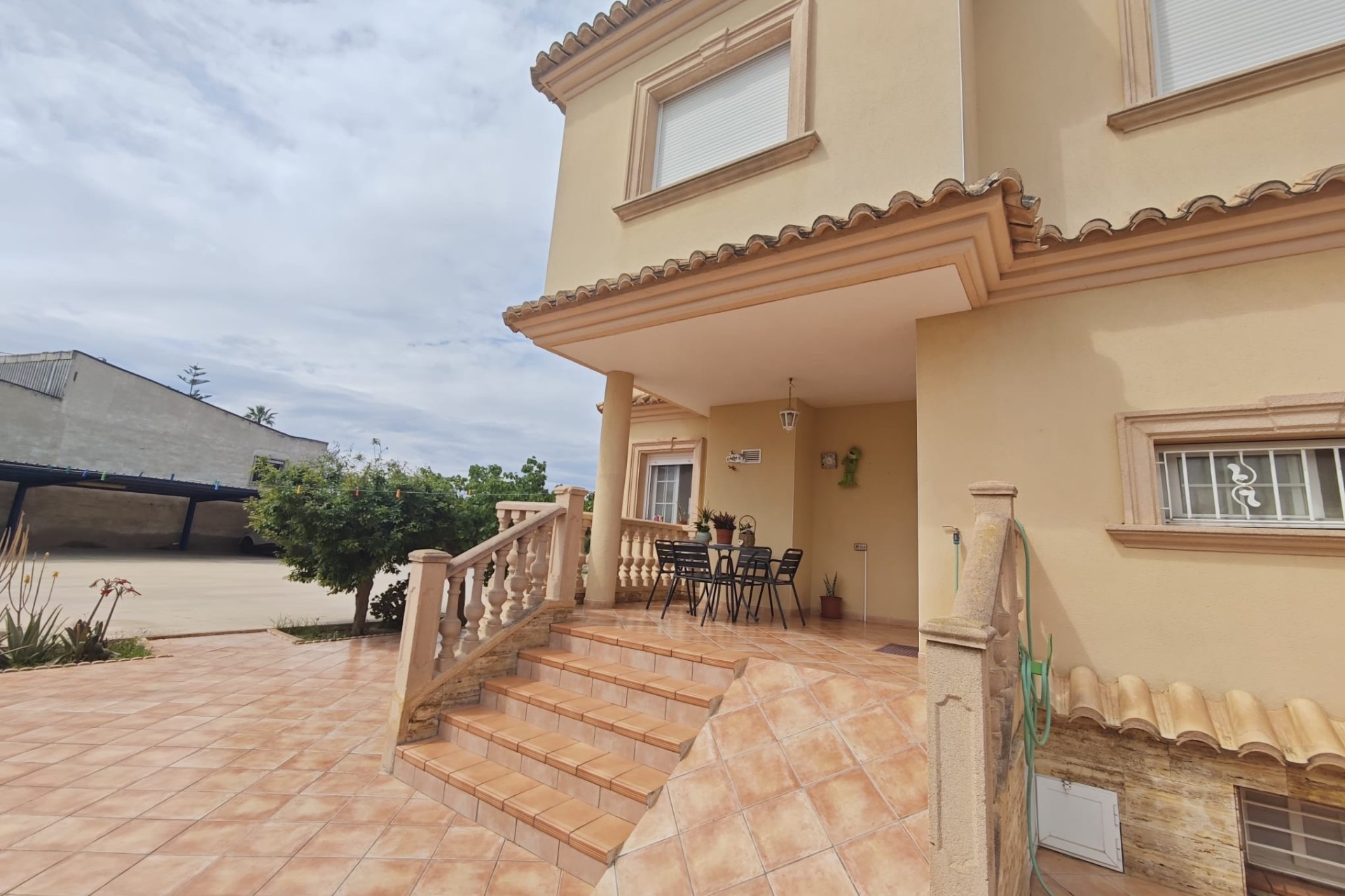 Sale - Finca Country Property -
Orihuela