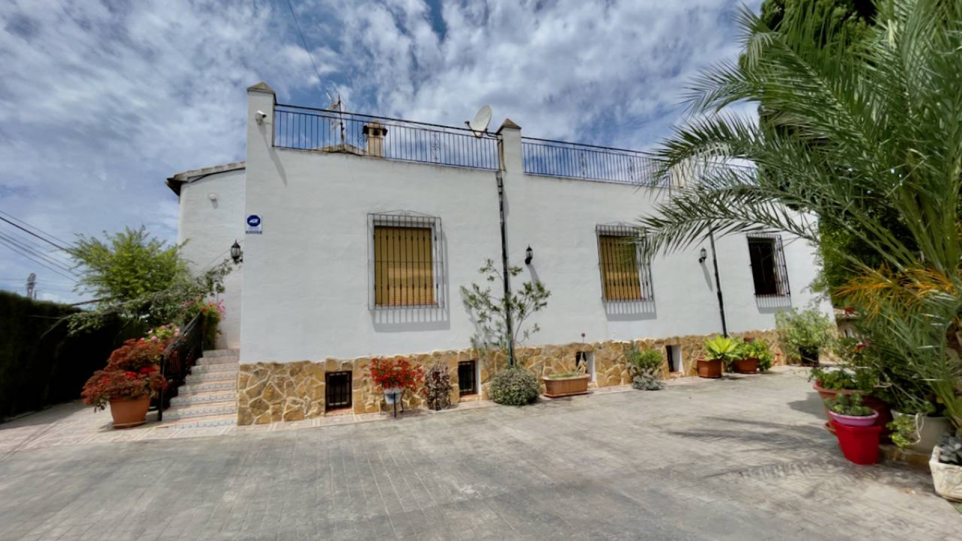 Sale - Finca Country Property -
Orihuela