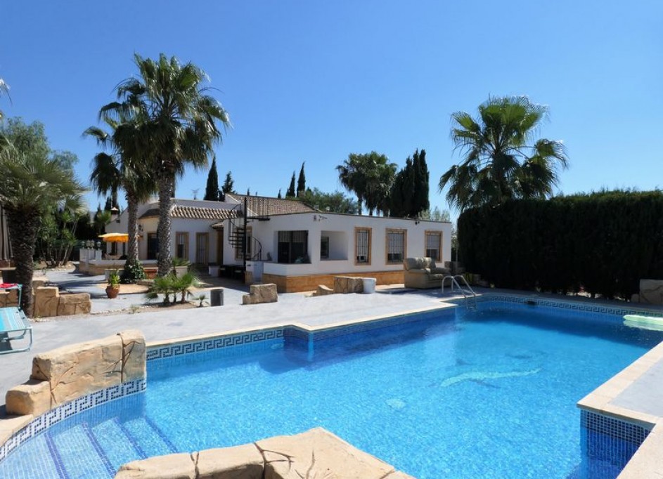 Sale - Finca Country Property -
Orihuela