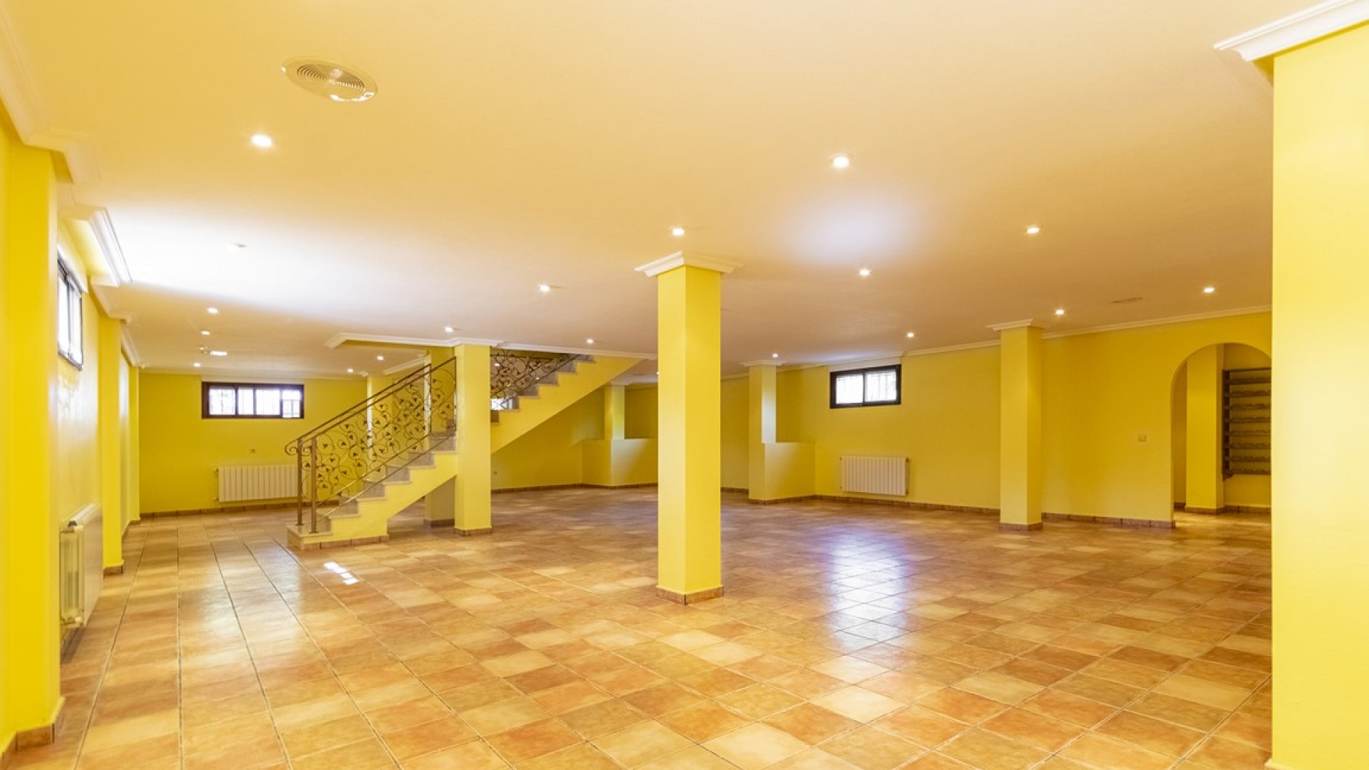 Sale - Finca Country Property -
Orihuela