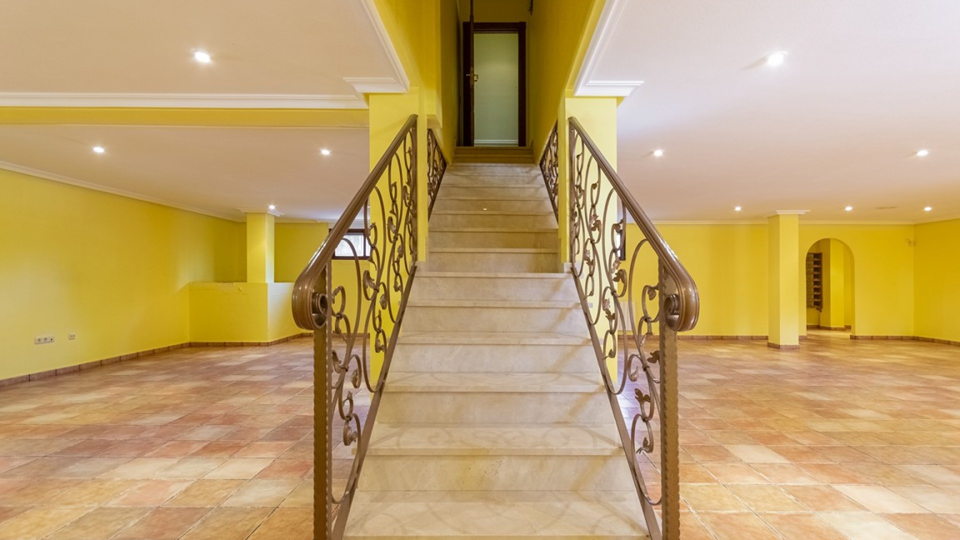 Sale - Finca Country Property -
Orihuela