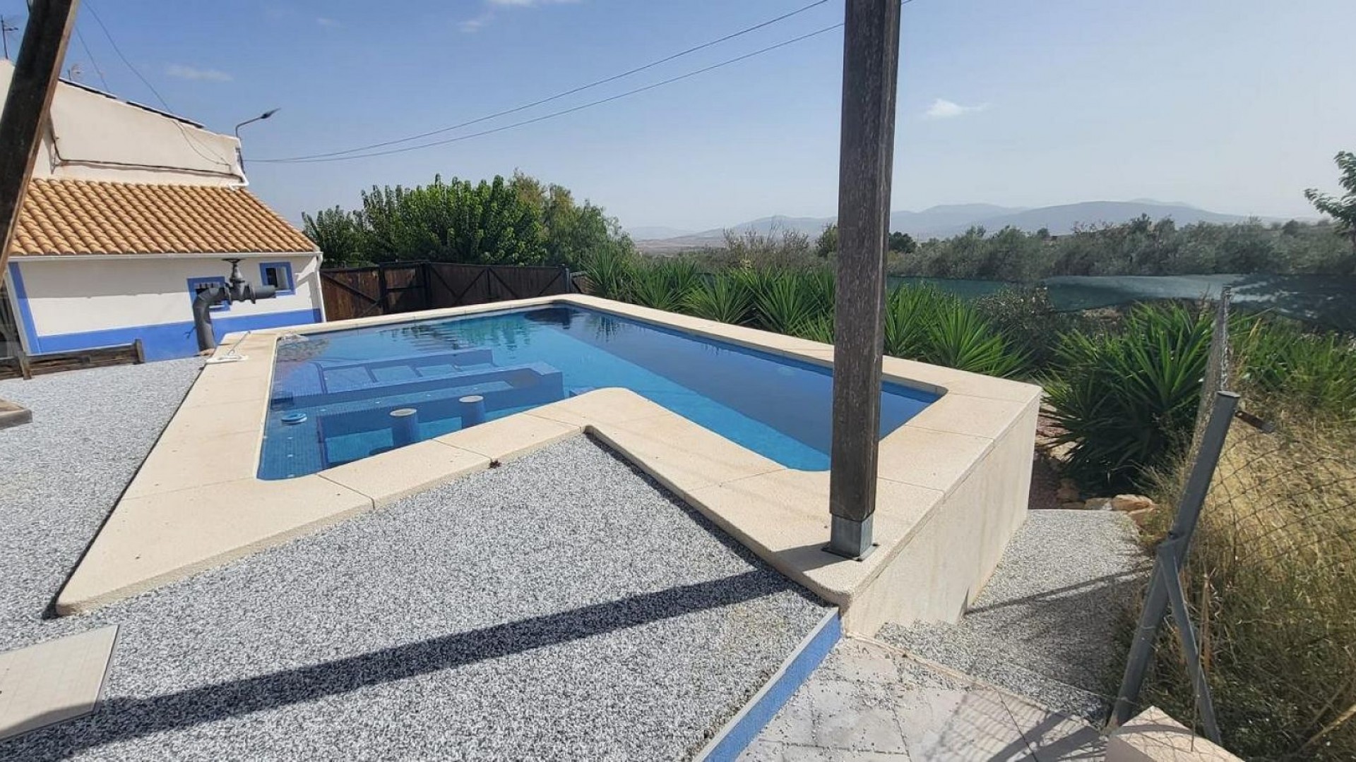 Sale - Finca Country Property -
Raspay