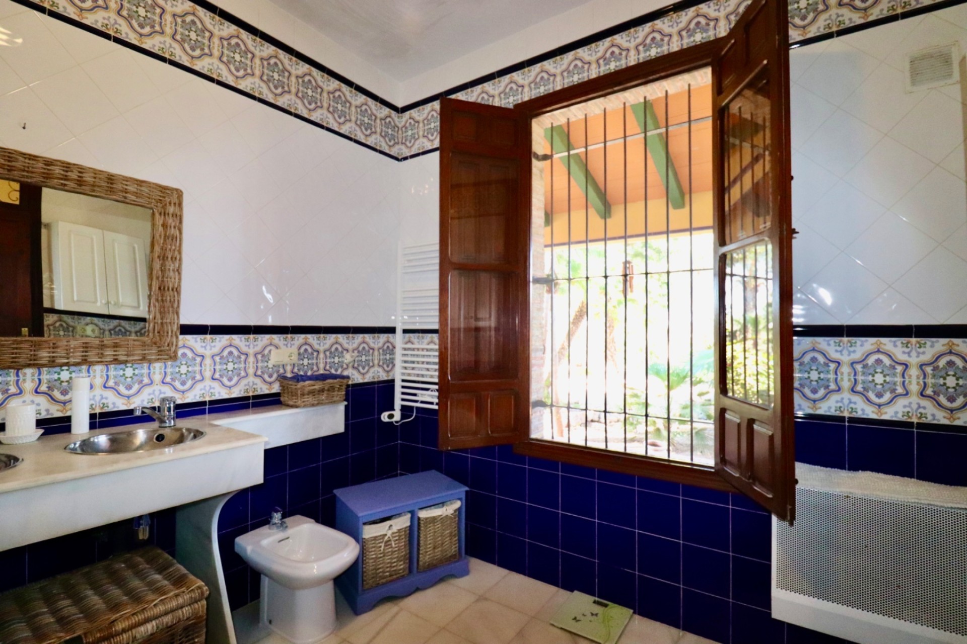 Sale - Finca Country Property -
Rojales - Heredades