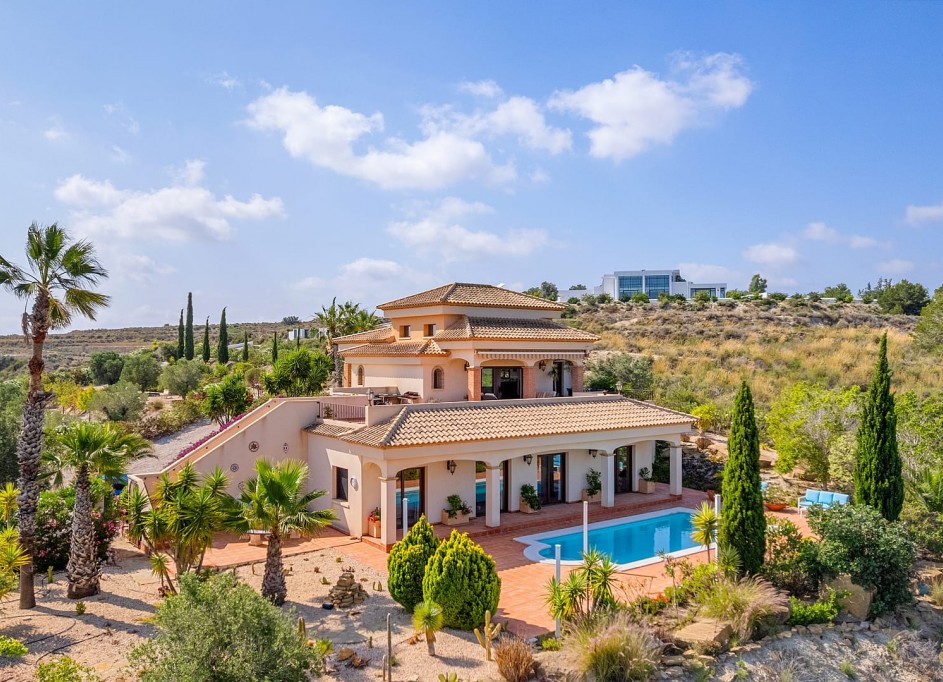 Sale - Finca Country Property -
Torremendo