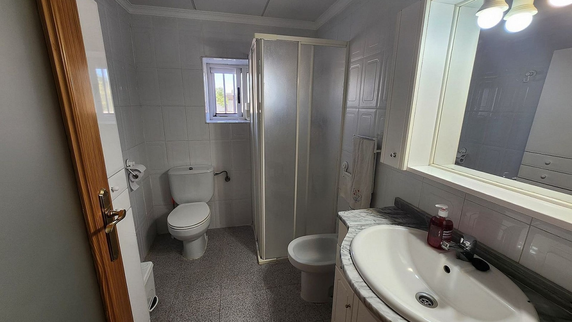 Sale - Finca Country Property -
Villena