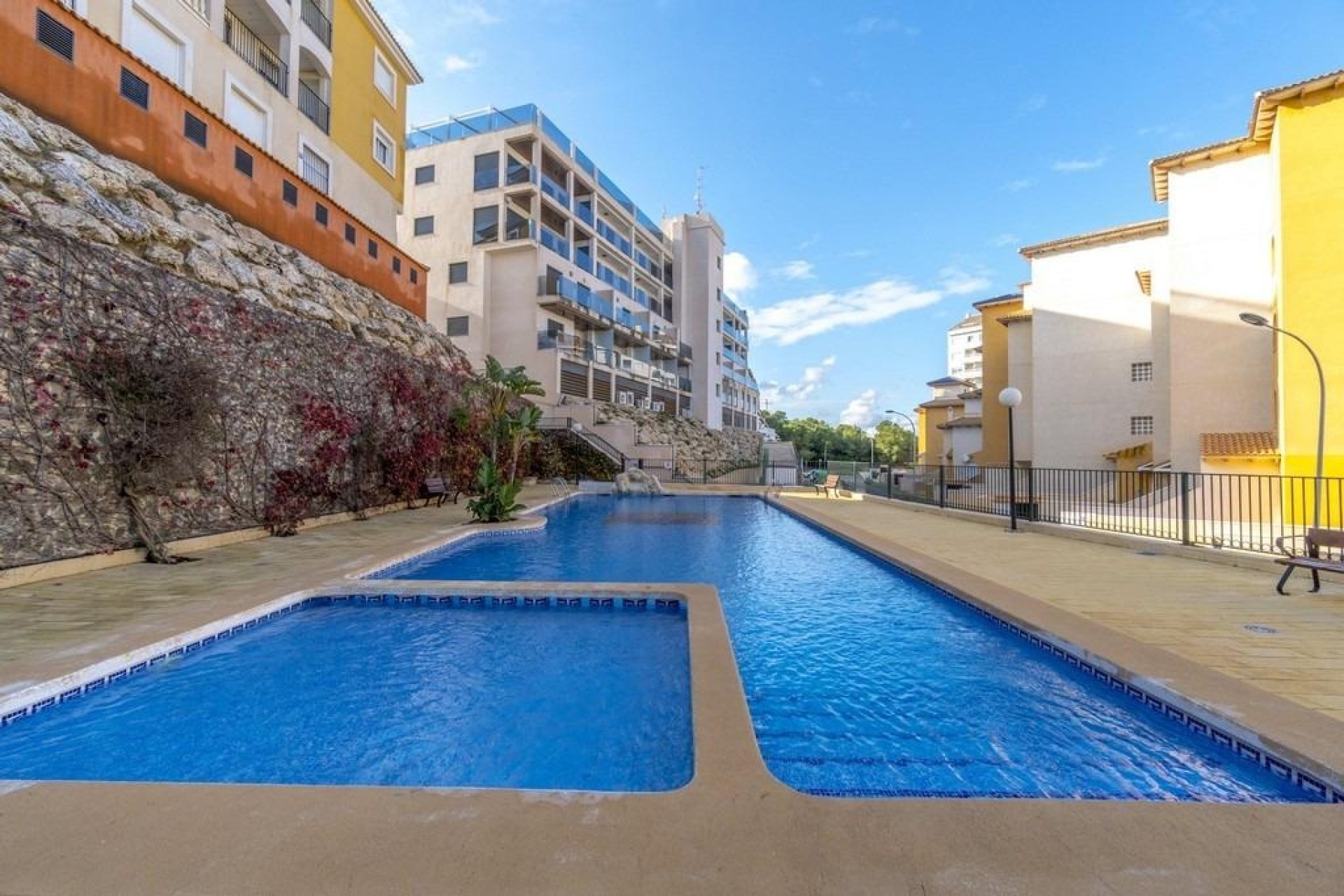 Sale - Garage -
Dehesa de Campoamor - Altos de campoamor