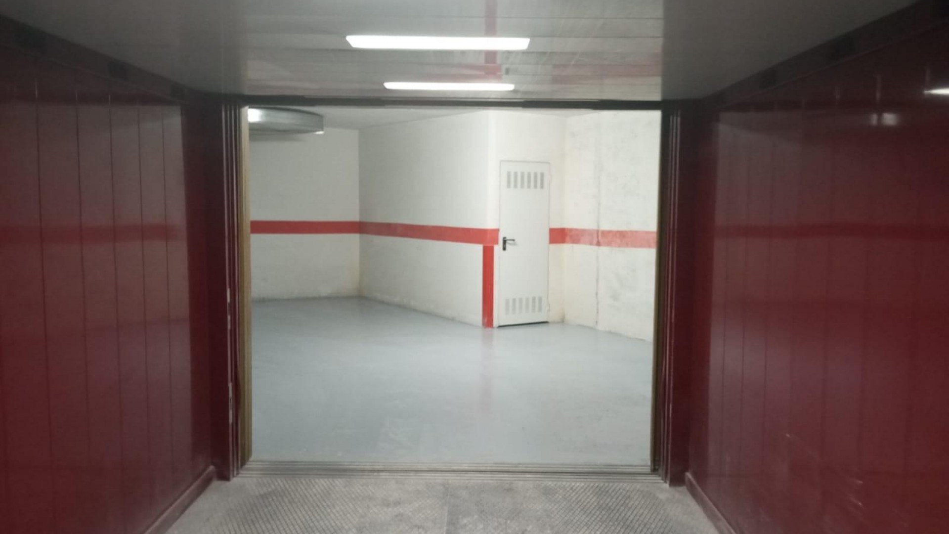 Sale - Garage -
Torrevieja - La Mata