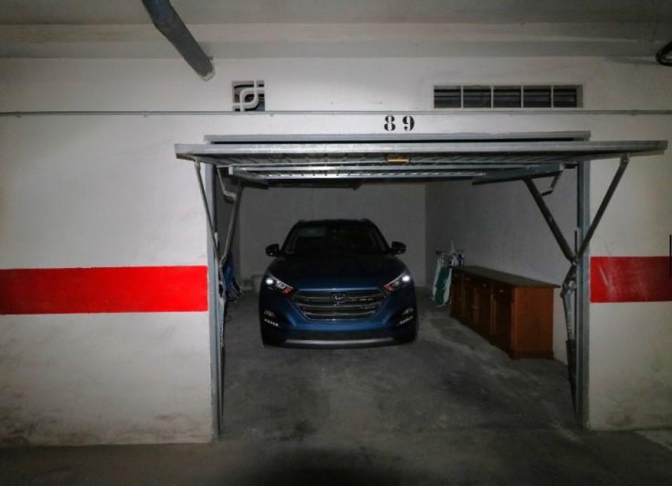 Sale - Garage -
Torrevieja - Playa del Acequión