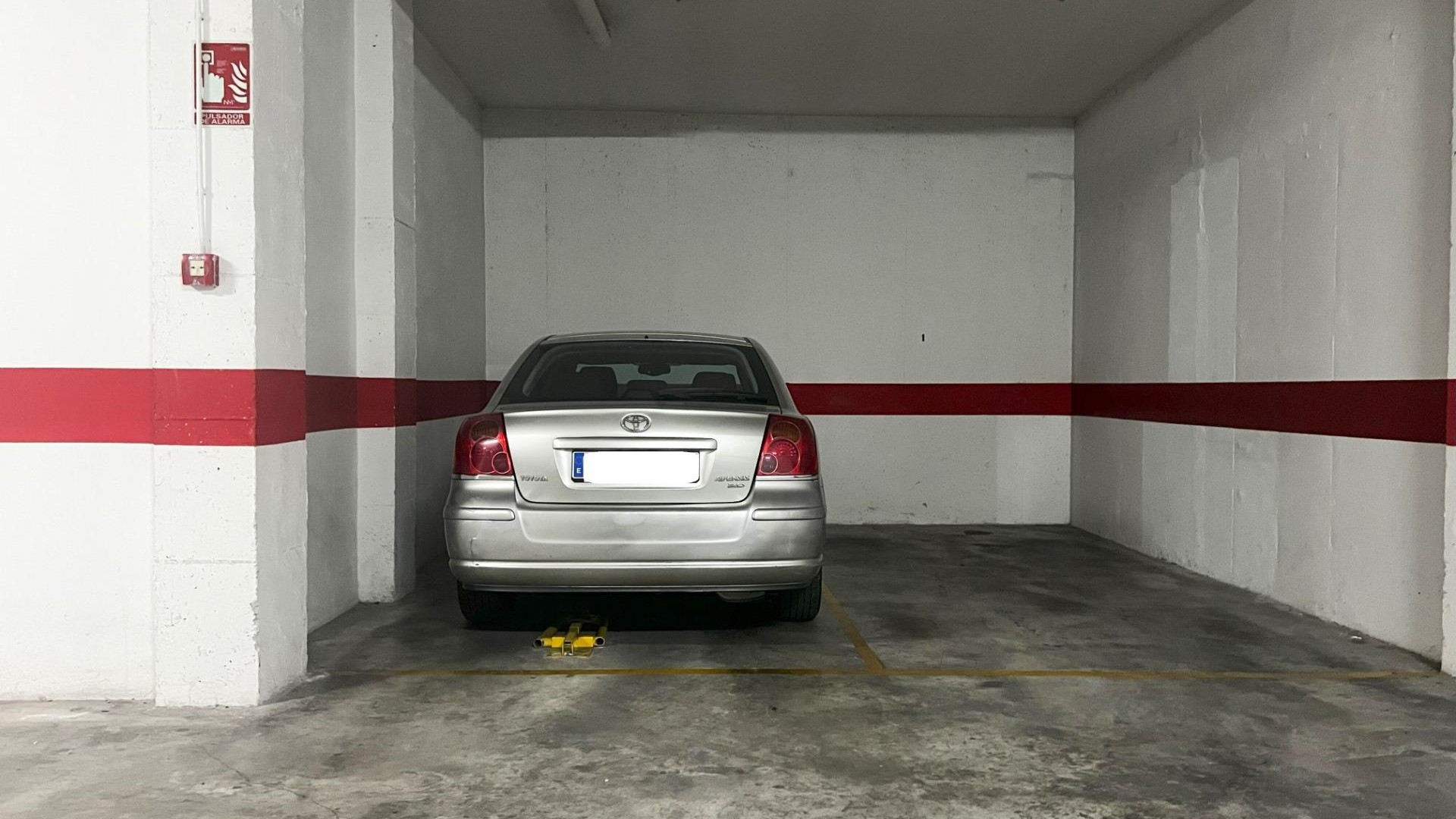 Sale - Garage -
Torrevieja - Playa del cura