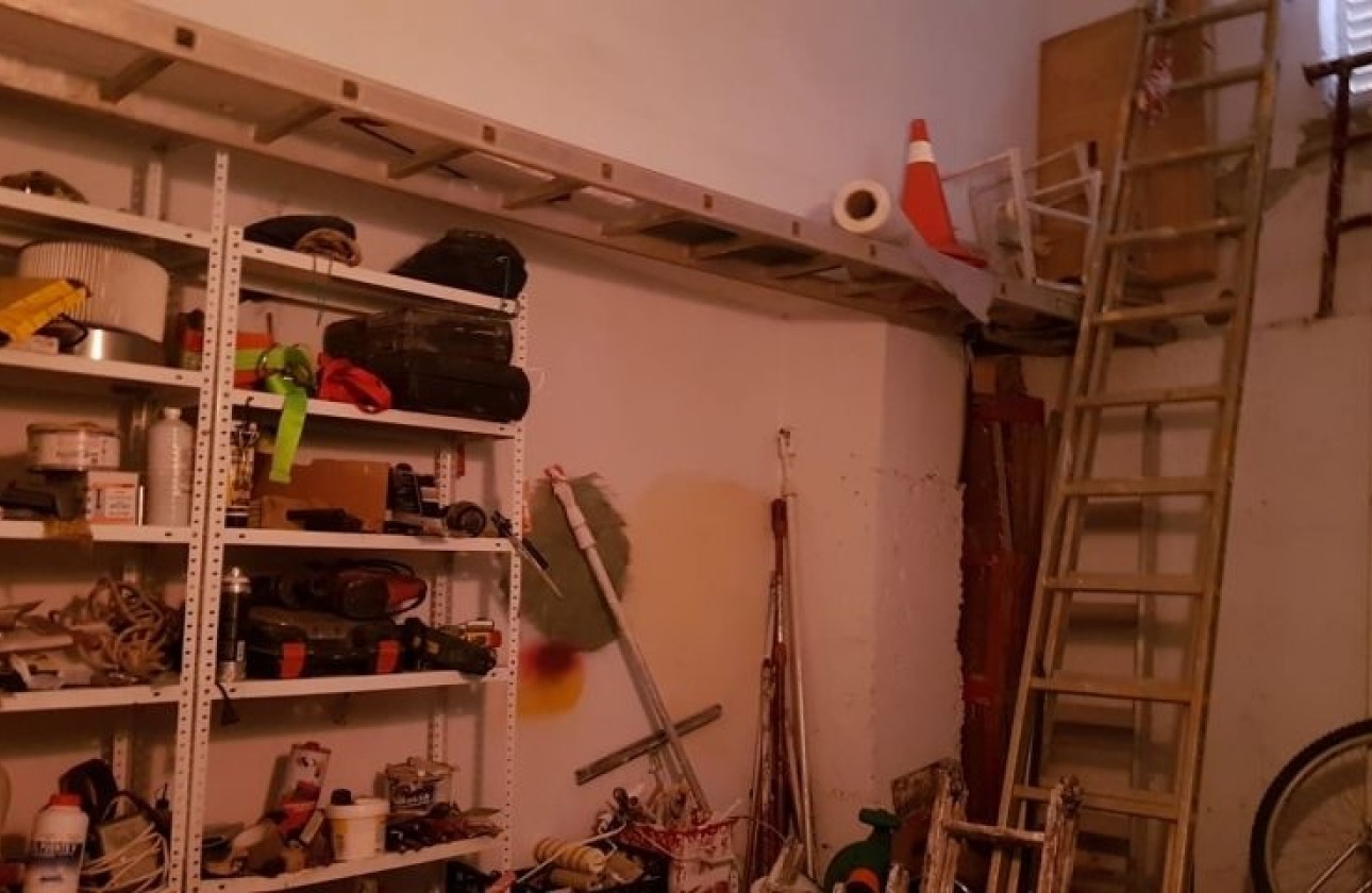 Sale - Garage -
Torrevieja