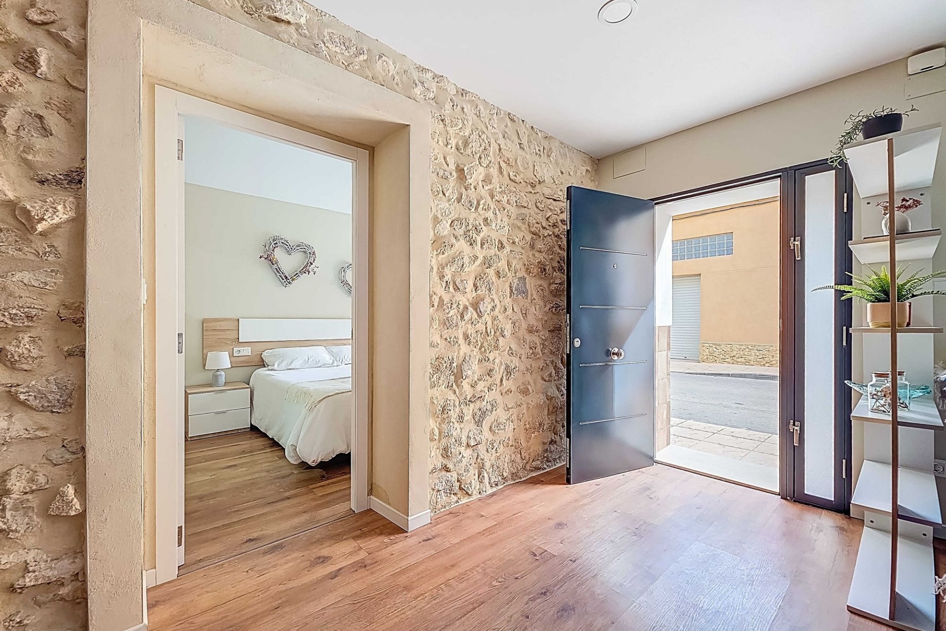 Sale - Herenhuis -
Pinoso