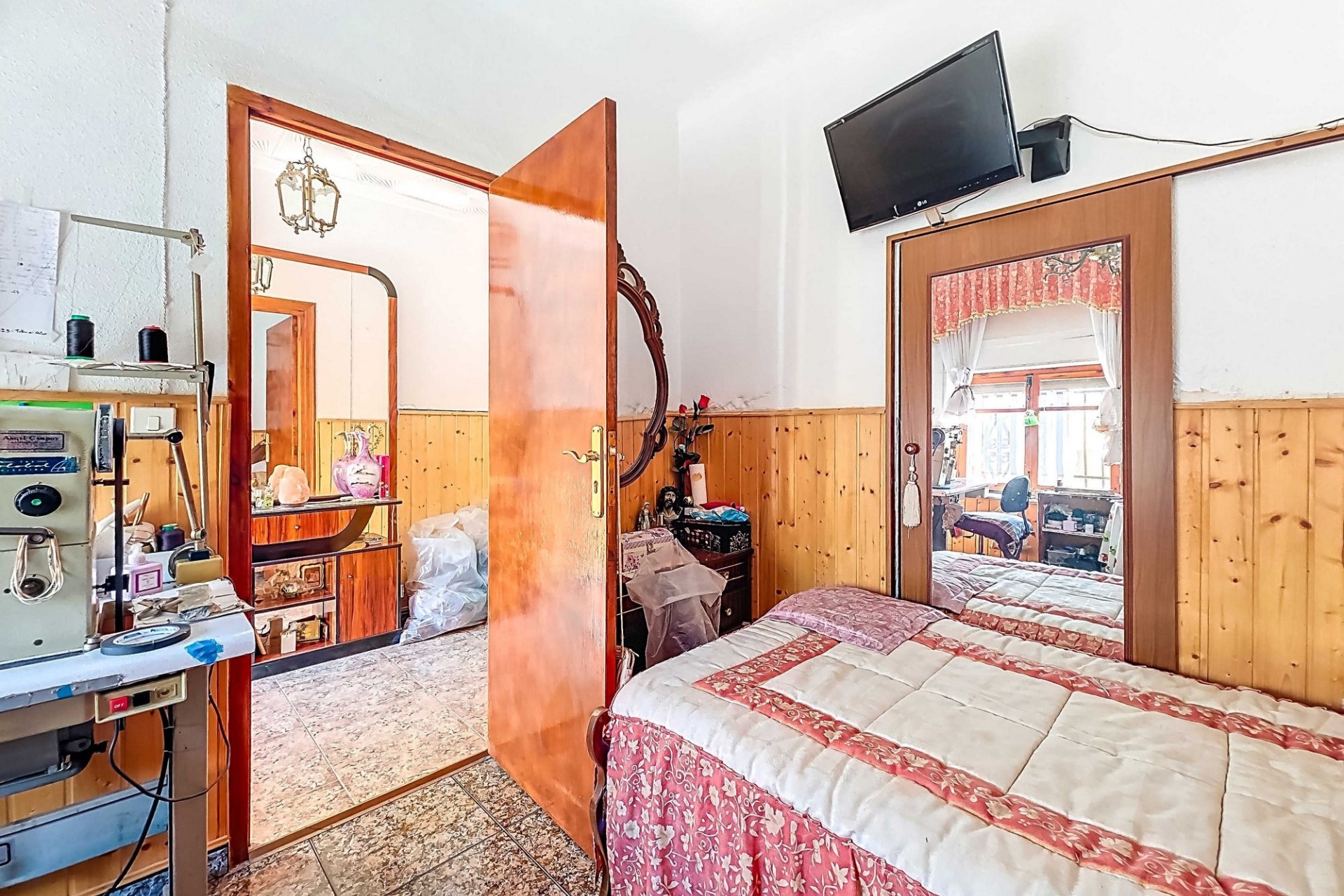 Sale - Herenhuis -
Pinoso